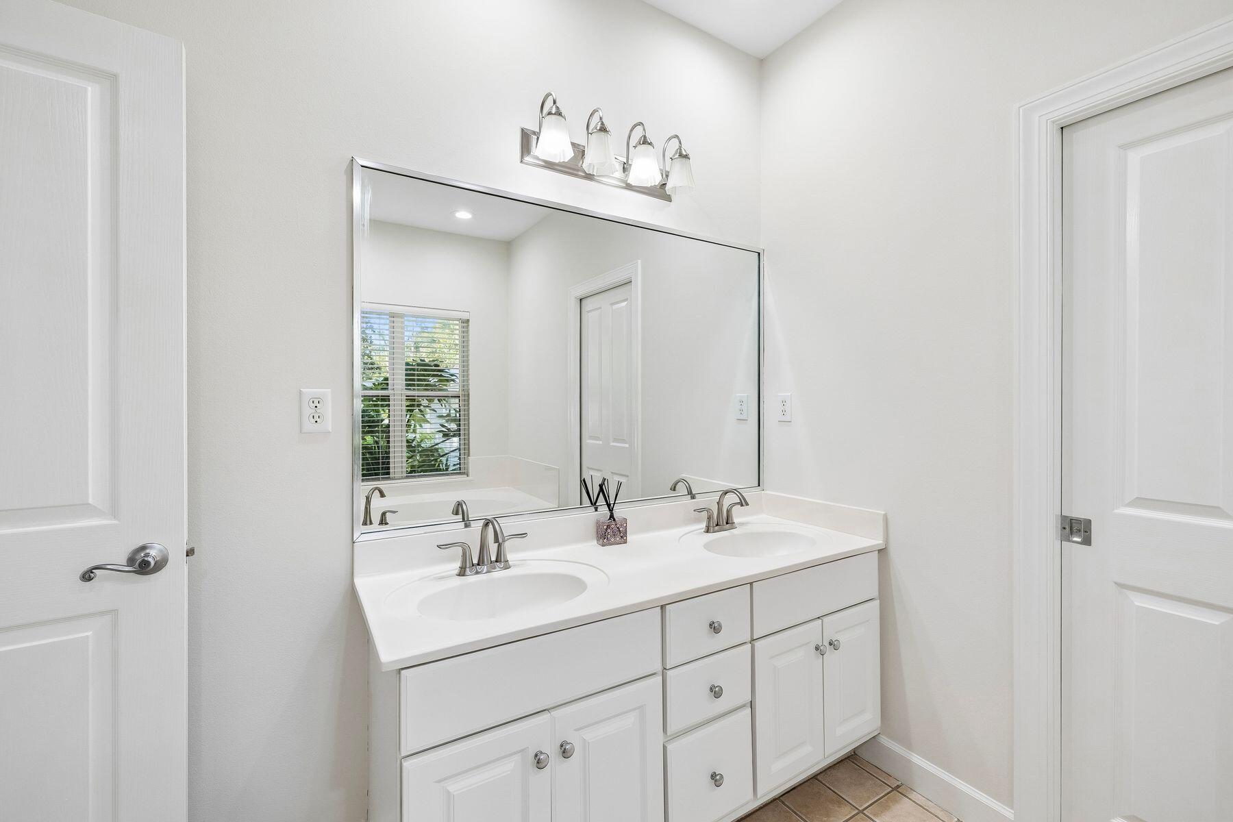 PRESTWICK PLACE - Residential