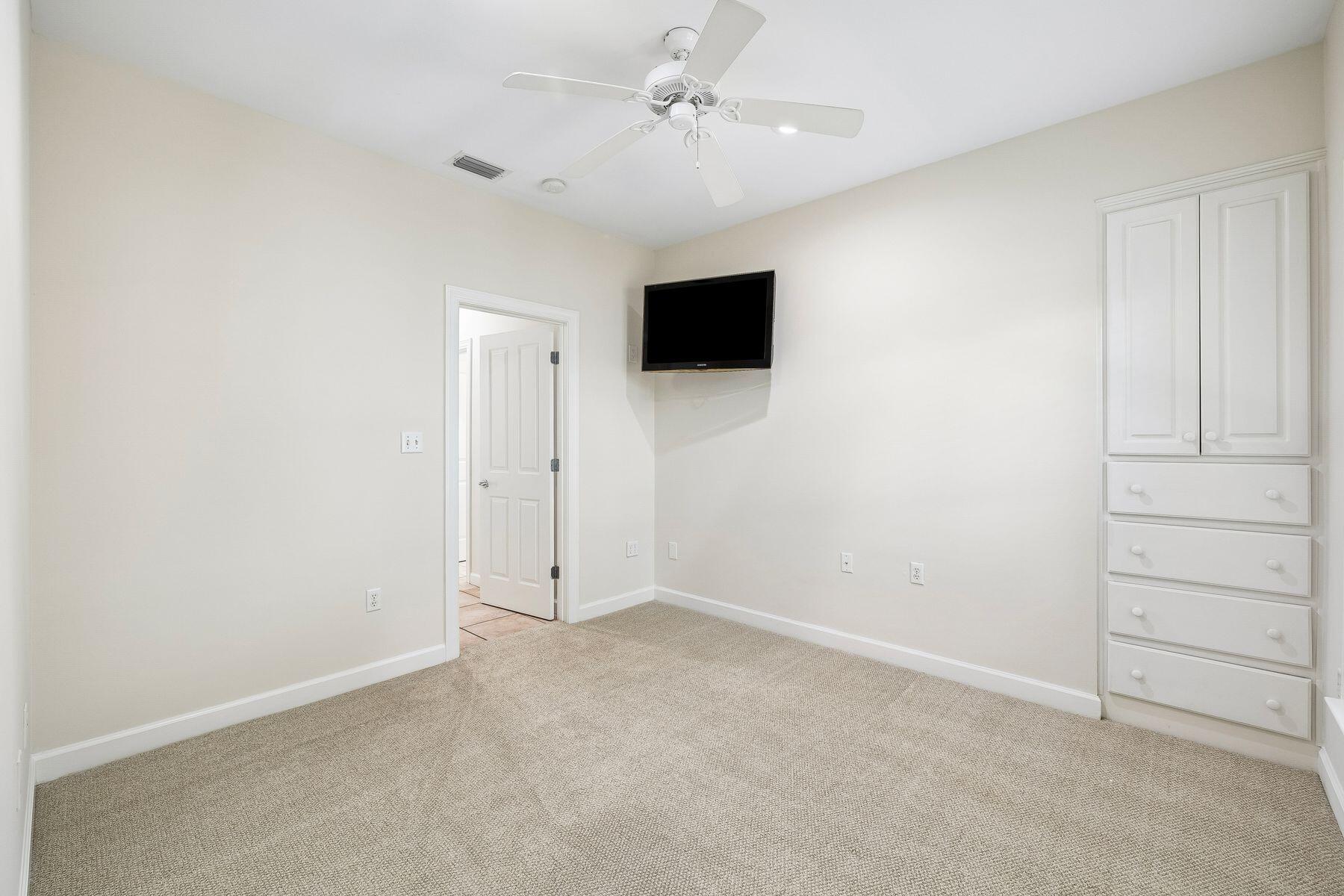 PRESTWICK PLACE - Residential