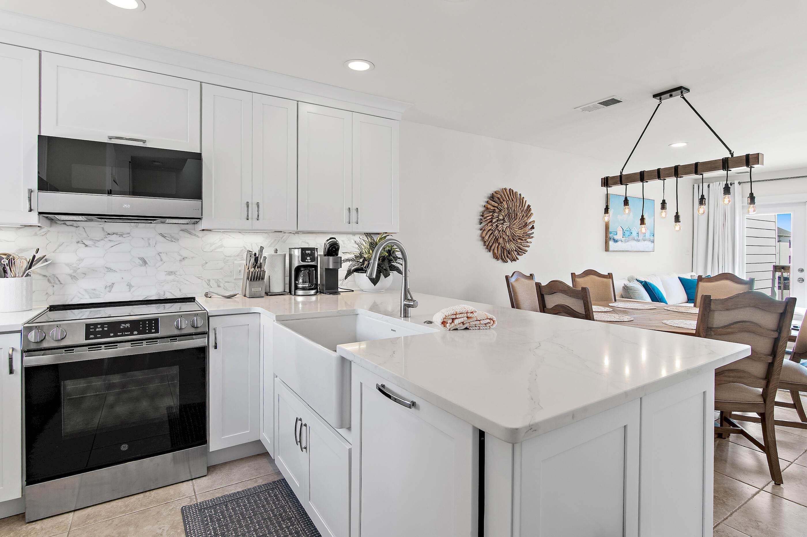 BEACHSIDE T/H - Residential