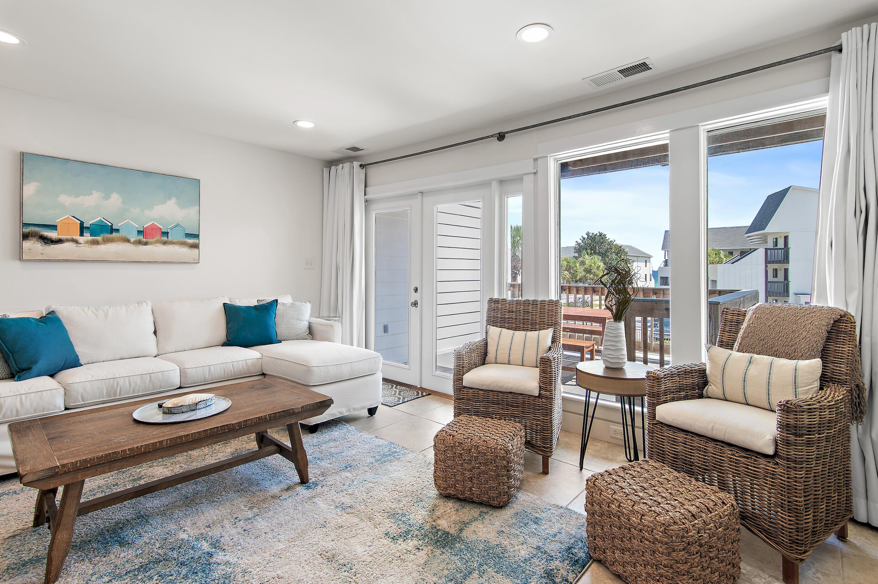 BEACHSIDE T/H - Residential