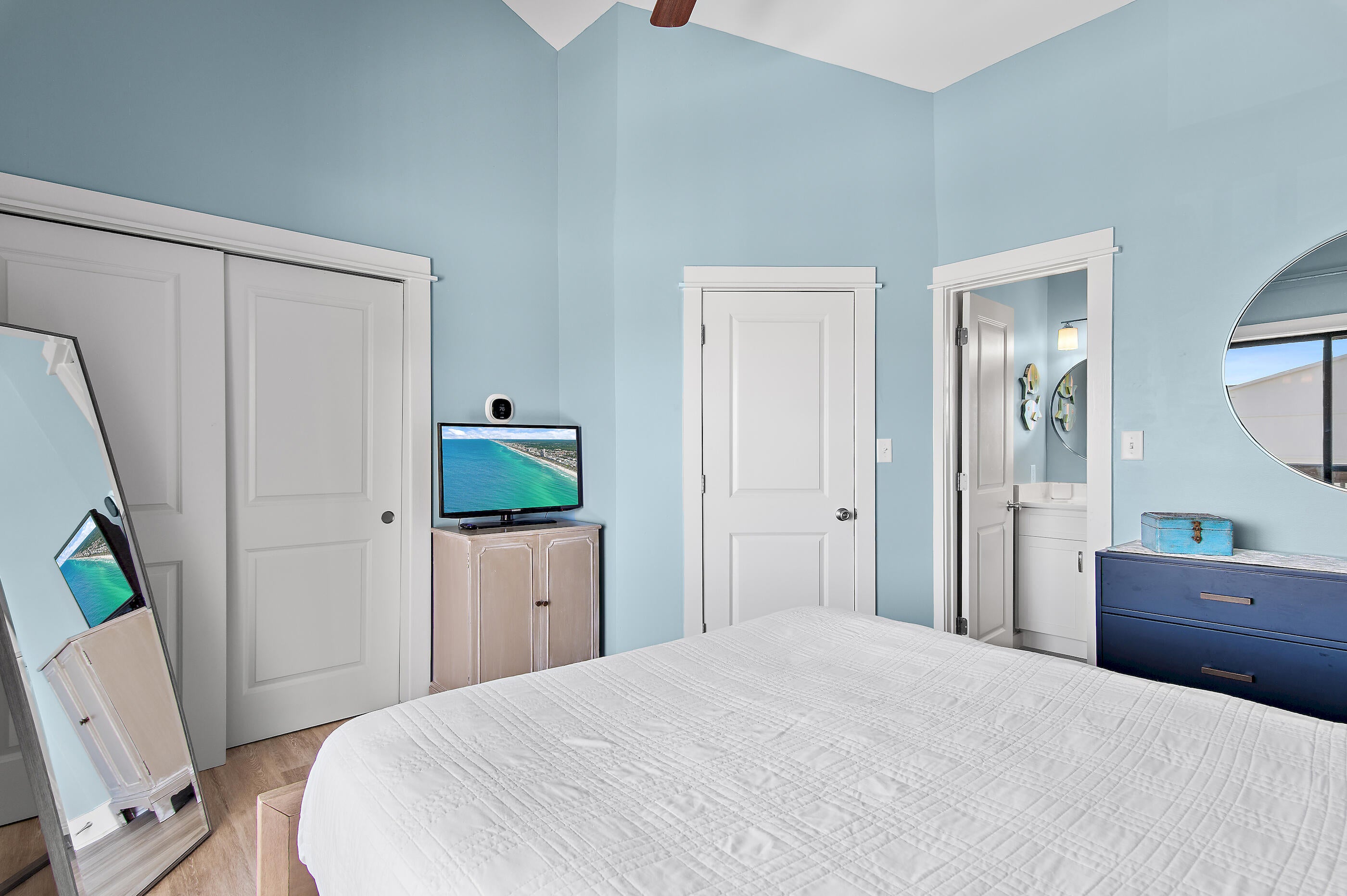 BEACHSIDE T/H - Residential