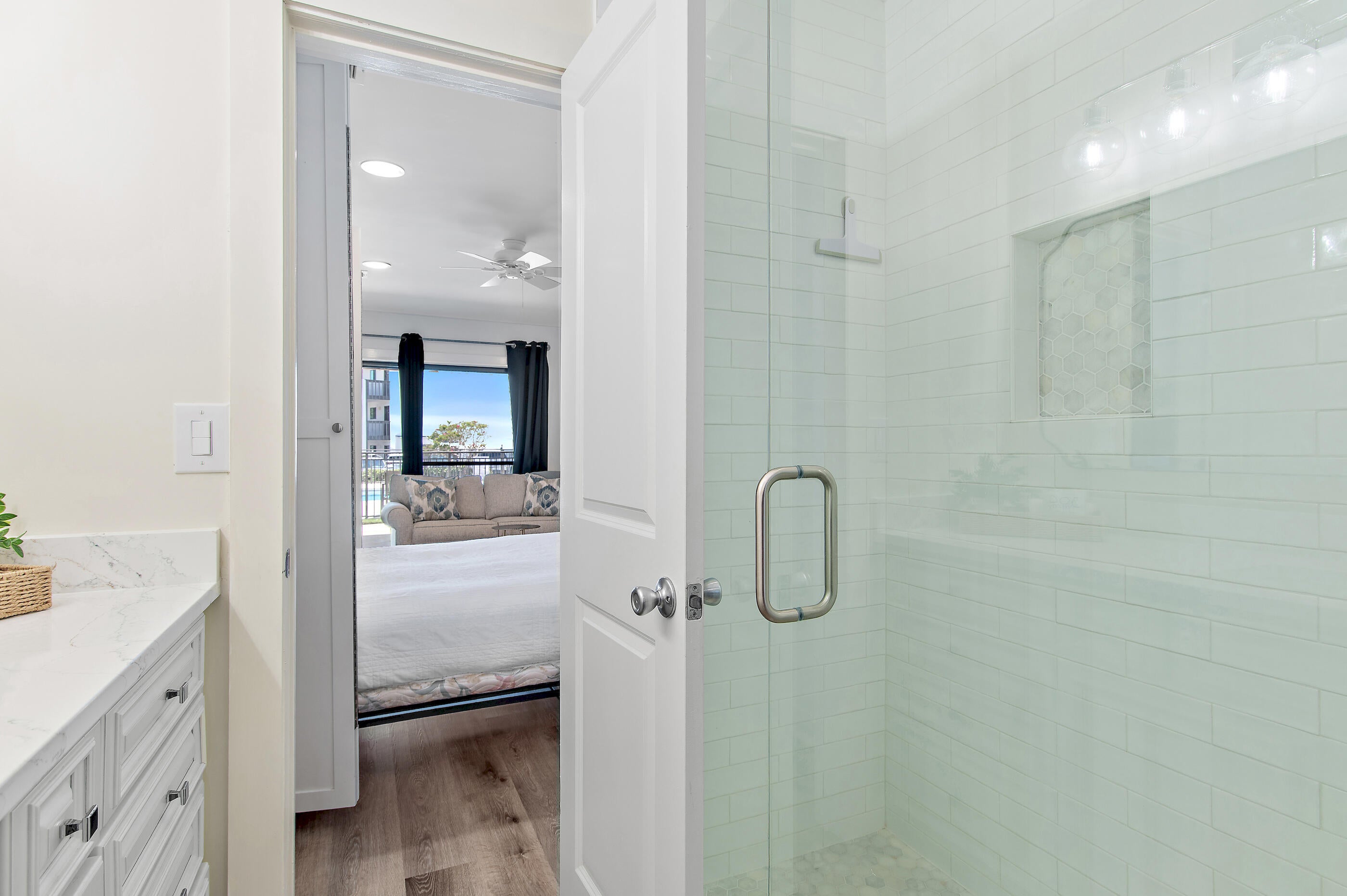 BEACHSIDE T/H - Residential