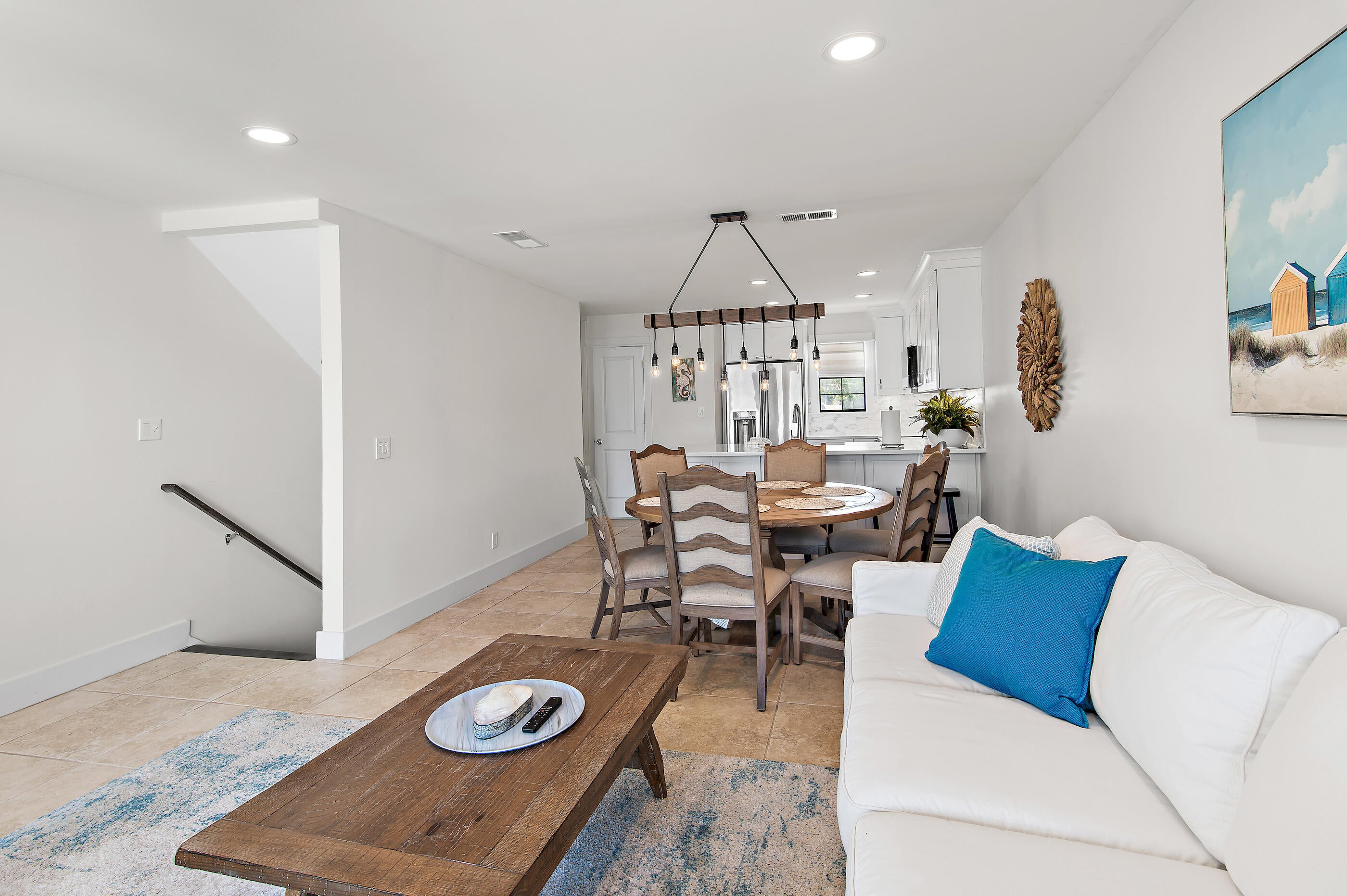 BEACHSIDE T/H - Residential