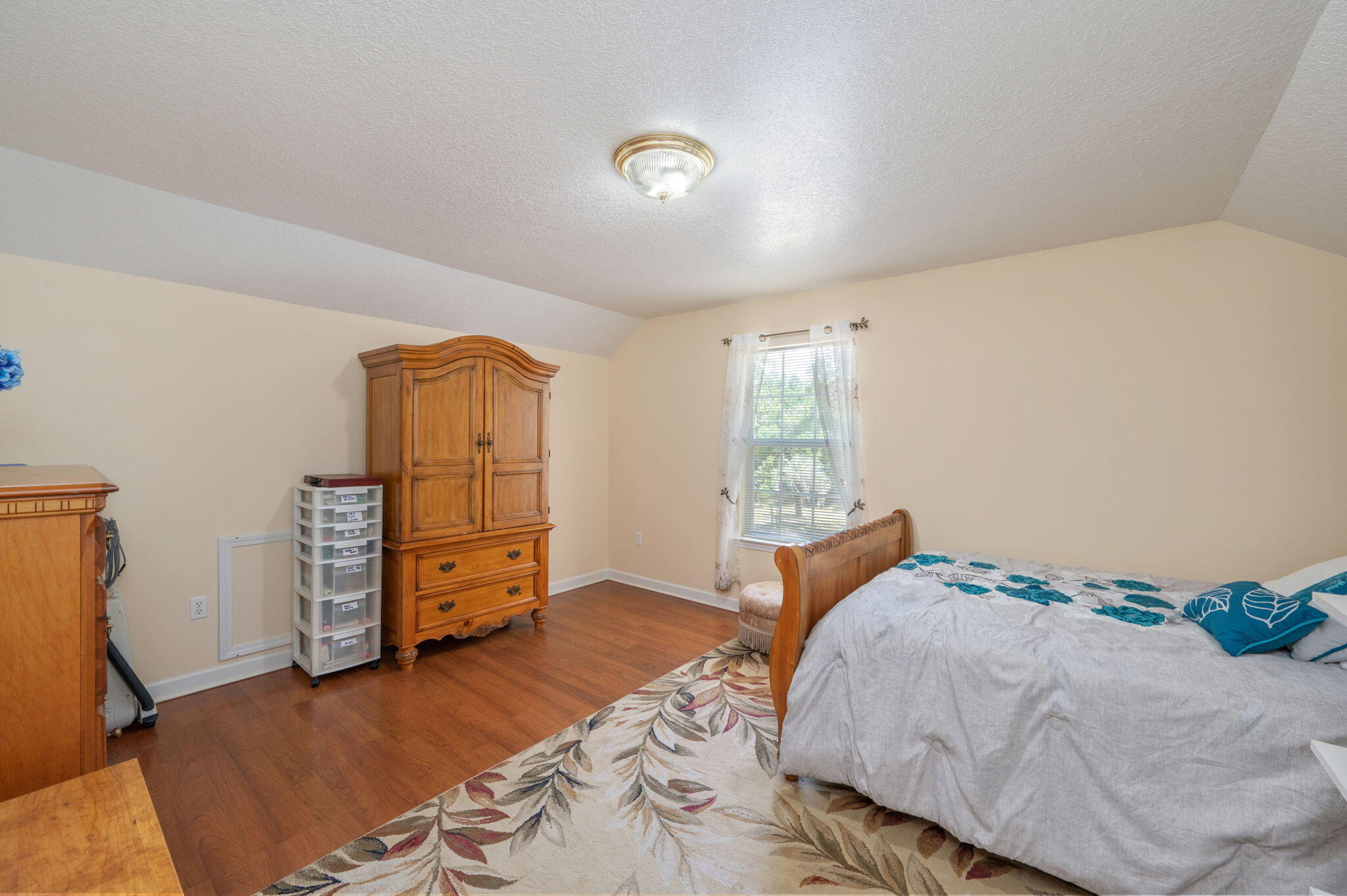 NORTH SUPERGROUP - Residential