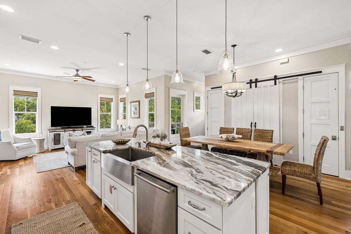 SEAGROVE 2ND ADDN - Residential