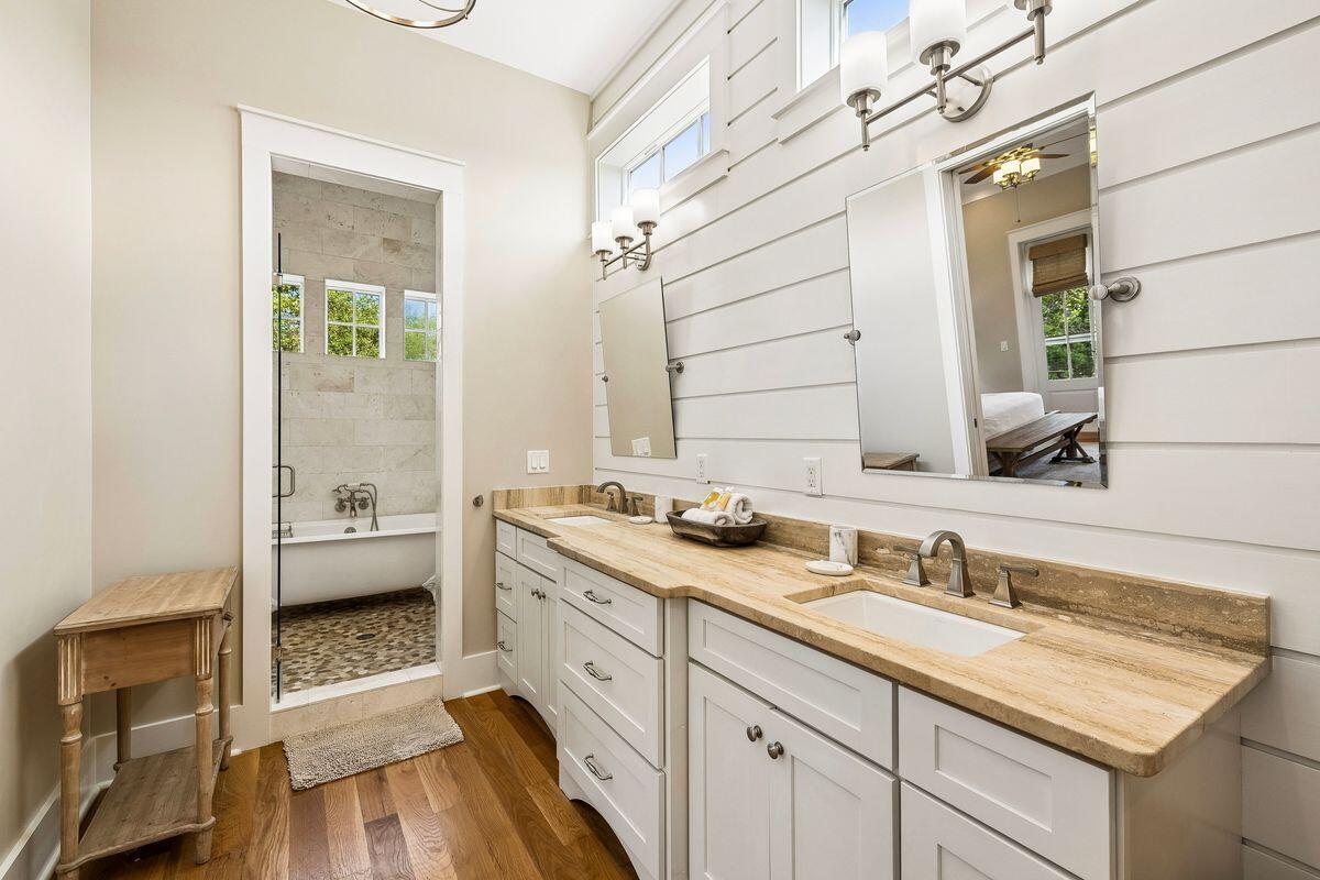 SEAGROVE 2ND ADDN - Residential