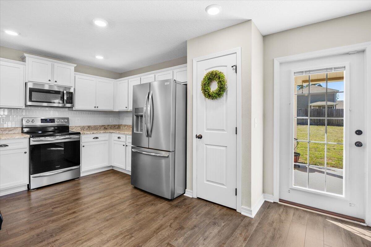STILLWELL ESTATES - Residential