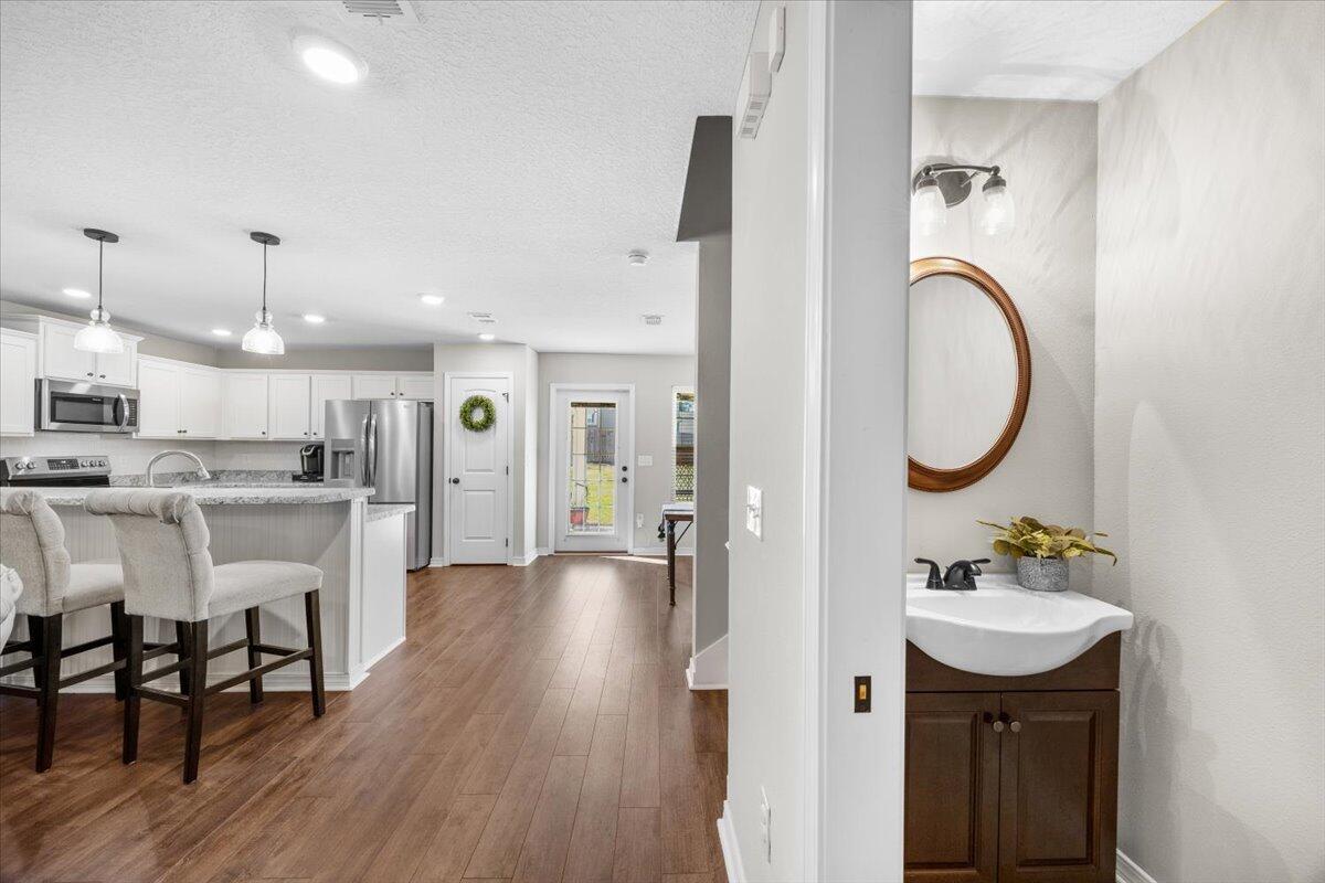 STILLWELL ESTATES - Residential