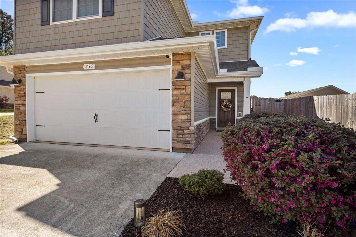 STILLWELL ESTATES - Residential