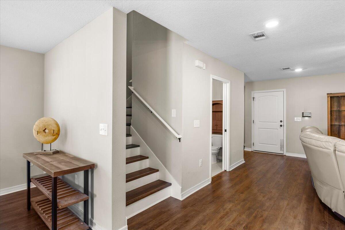 STILLWELL ESTATES - Residential