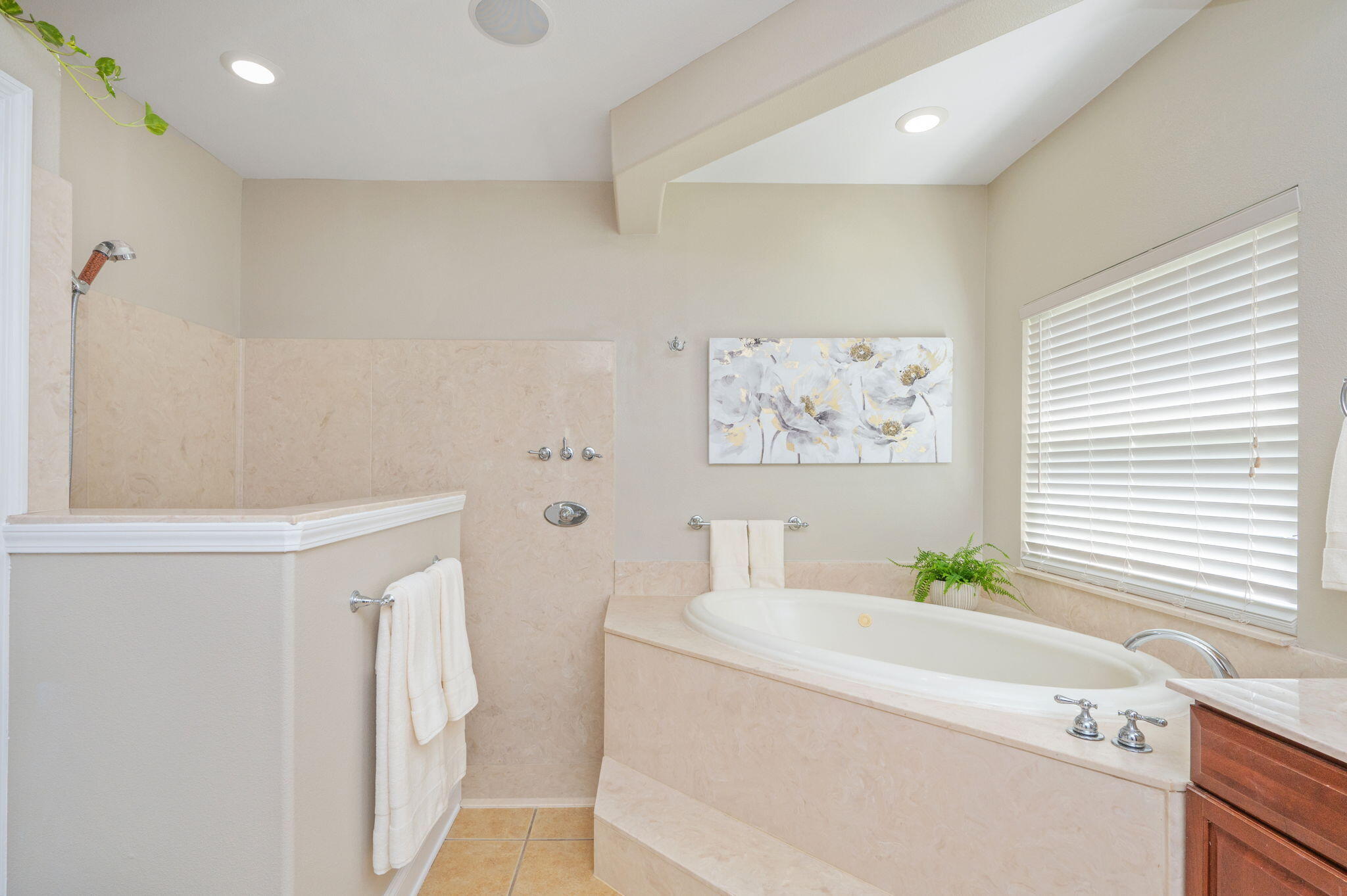 HOLIDAY SHORES ESTATES - Residential