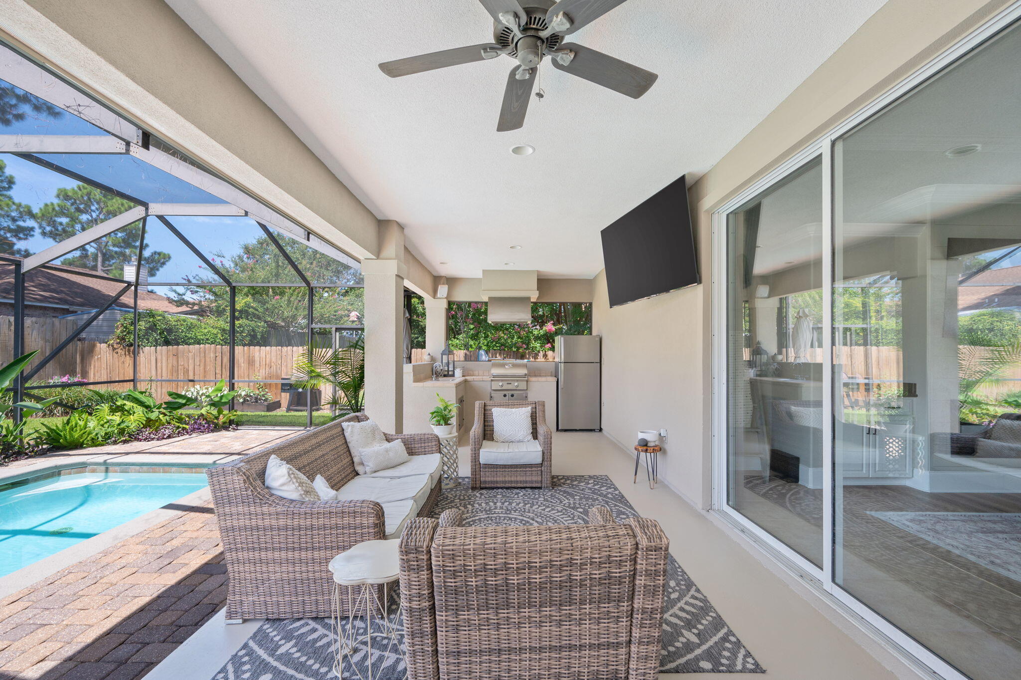 HOLIDAY SHORES ESTATES - Residential