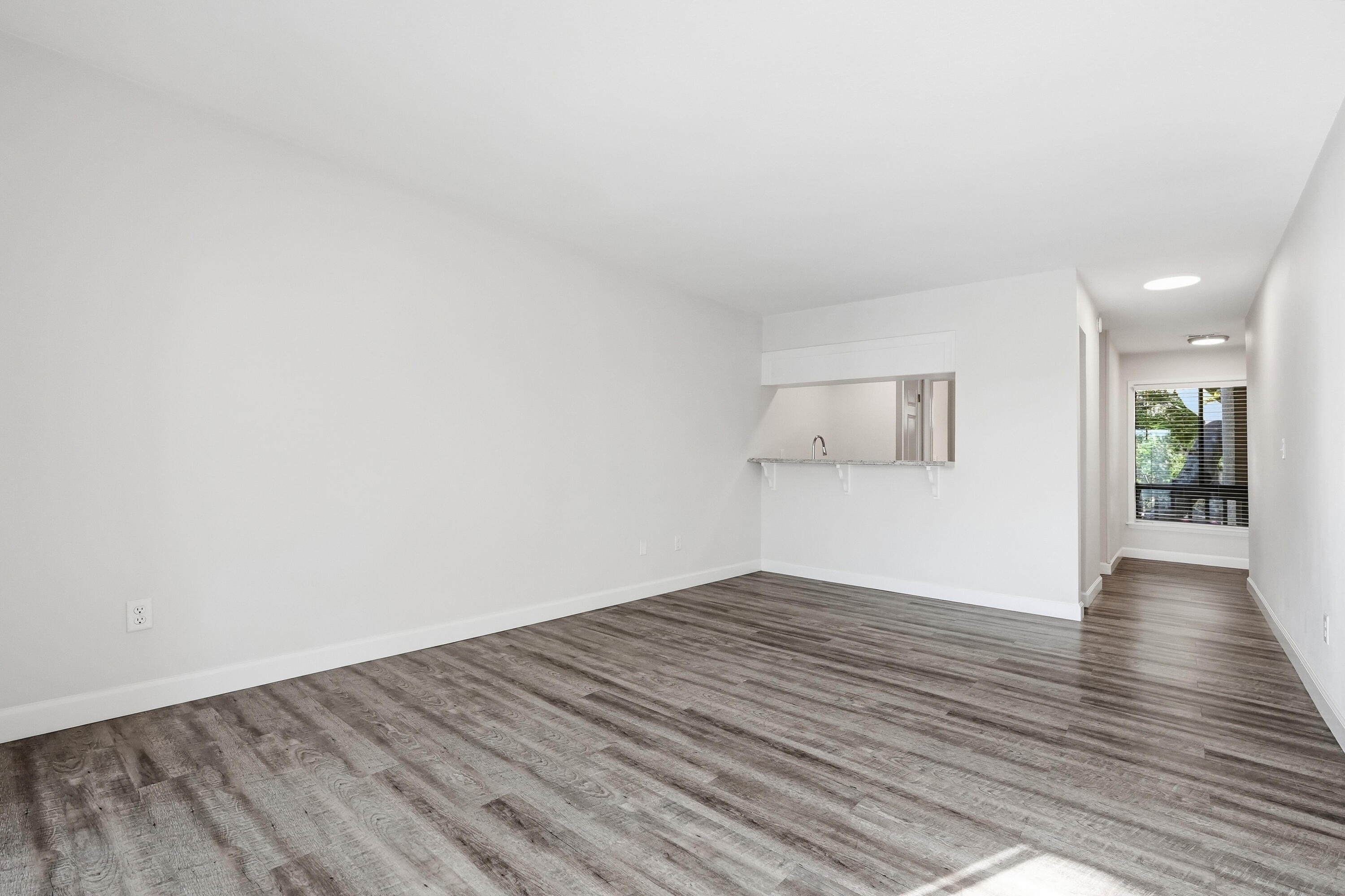 MARINA VILLAS CONDO AT BLUEWATER BAY - Residential Lease