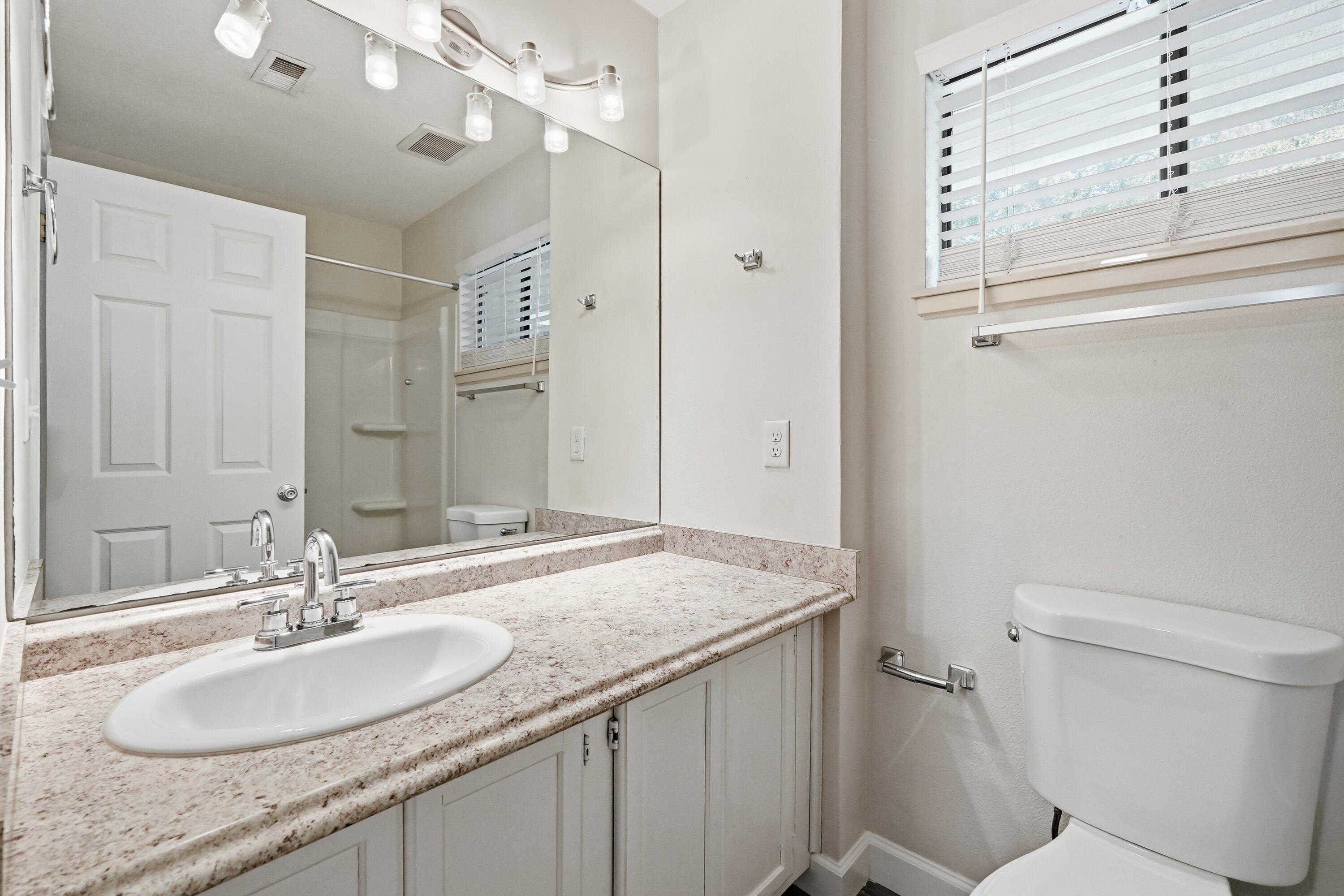 MARINA VILLAS CONDO AT BLUEWATER BAY - Residential Lease