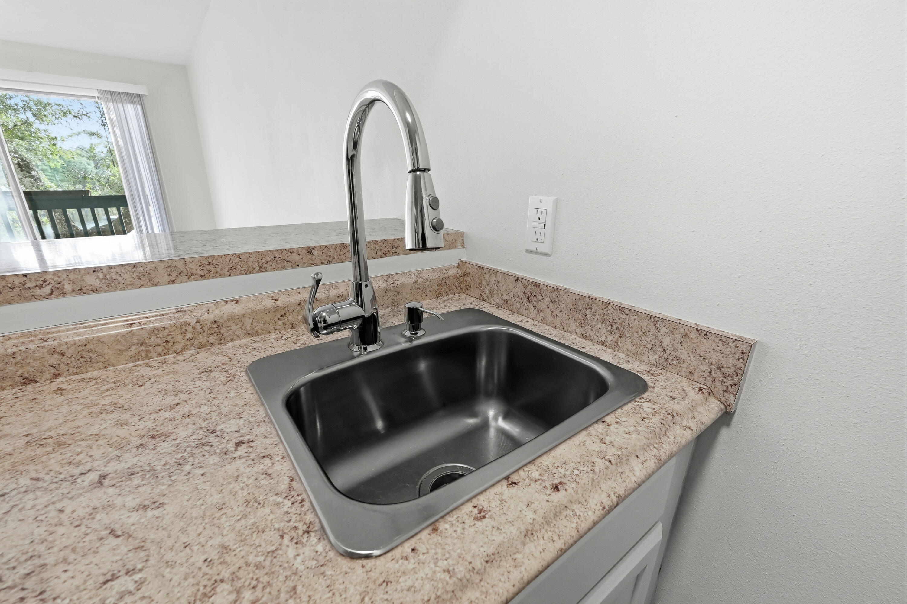 MARINA VILLAS CONDO AT BLUEWATER BAY - Residential Lease