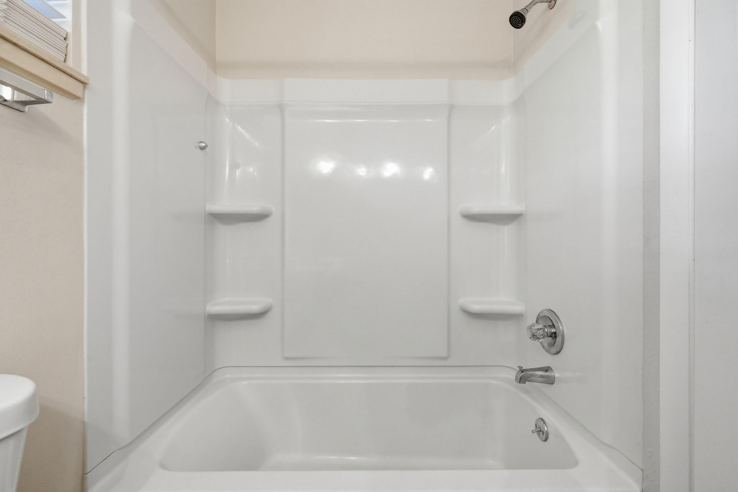 MARINA VILLAS CONDO AT BLUEWATER BAY - Residential Lease