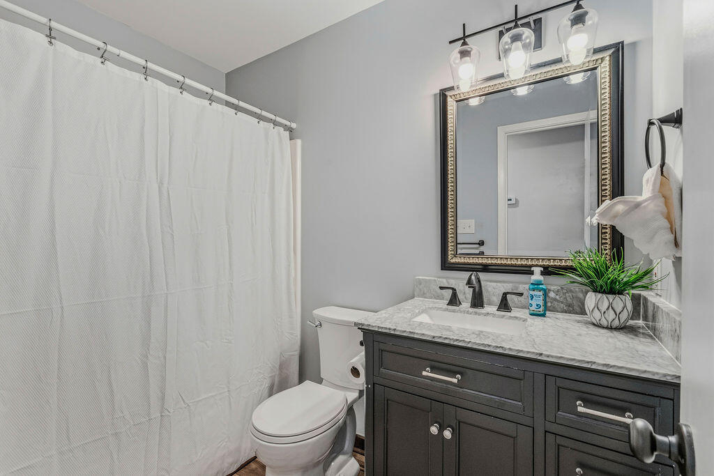 FT WALTON S0UTH-INTR - Residential