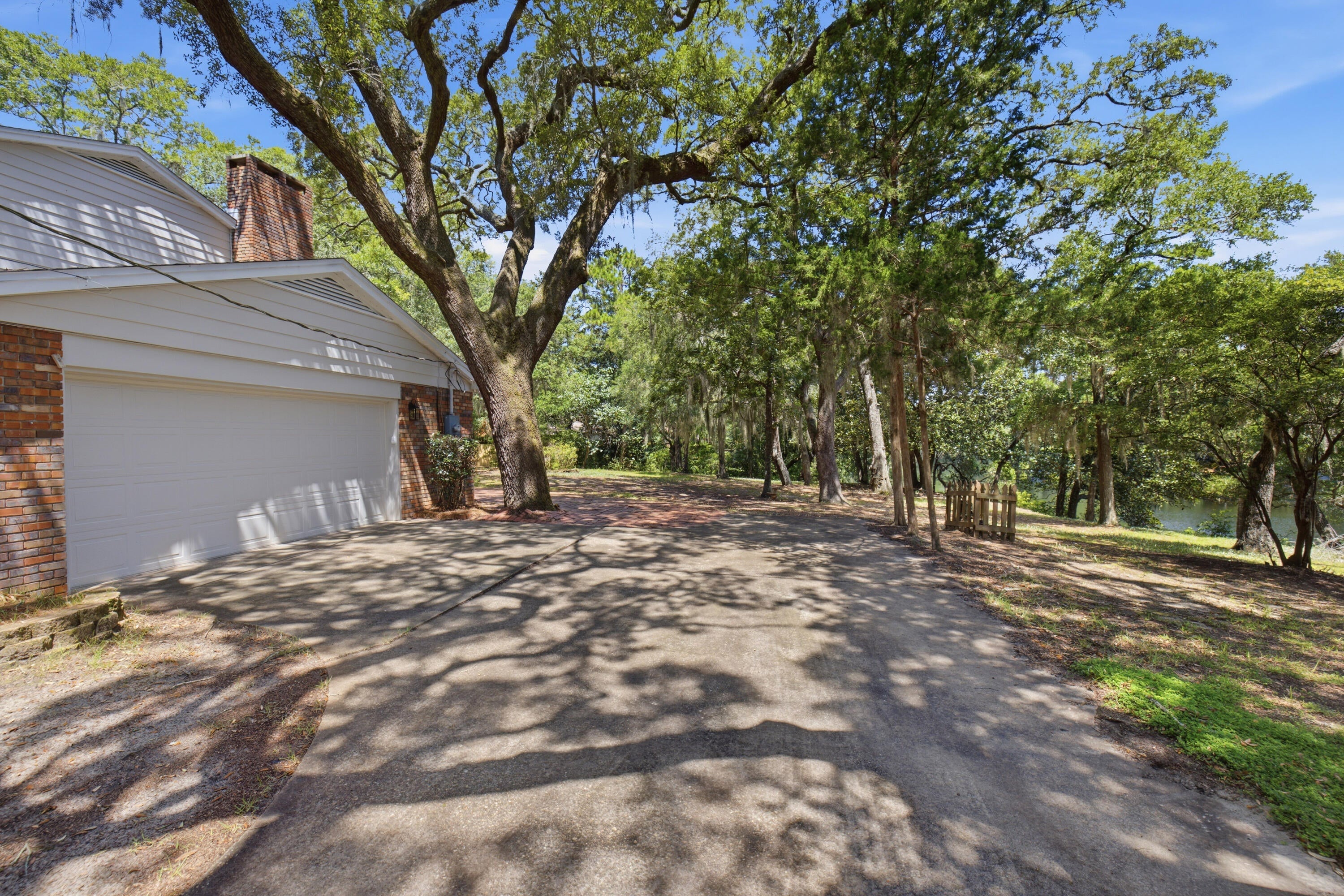 FOREST PARK - Residential