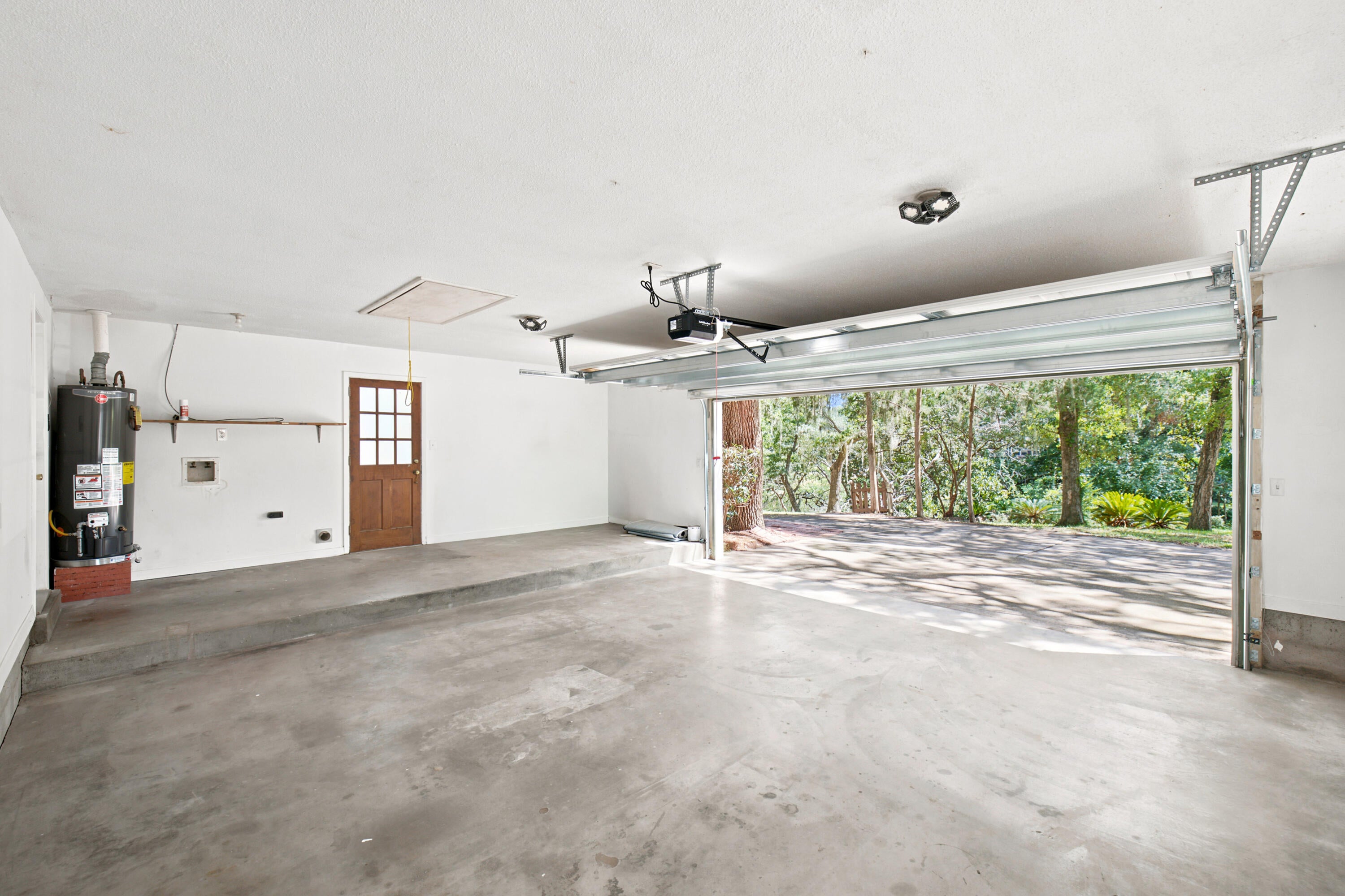 FOREST PARK - Residential