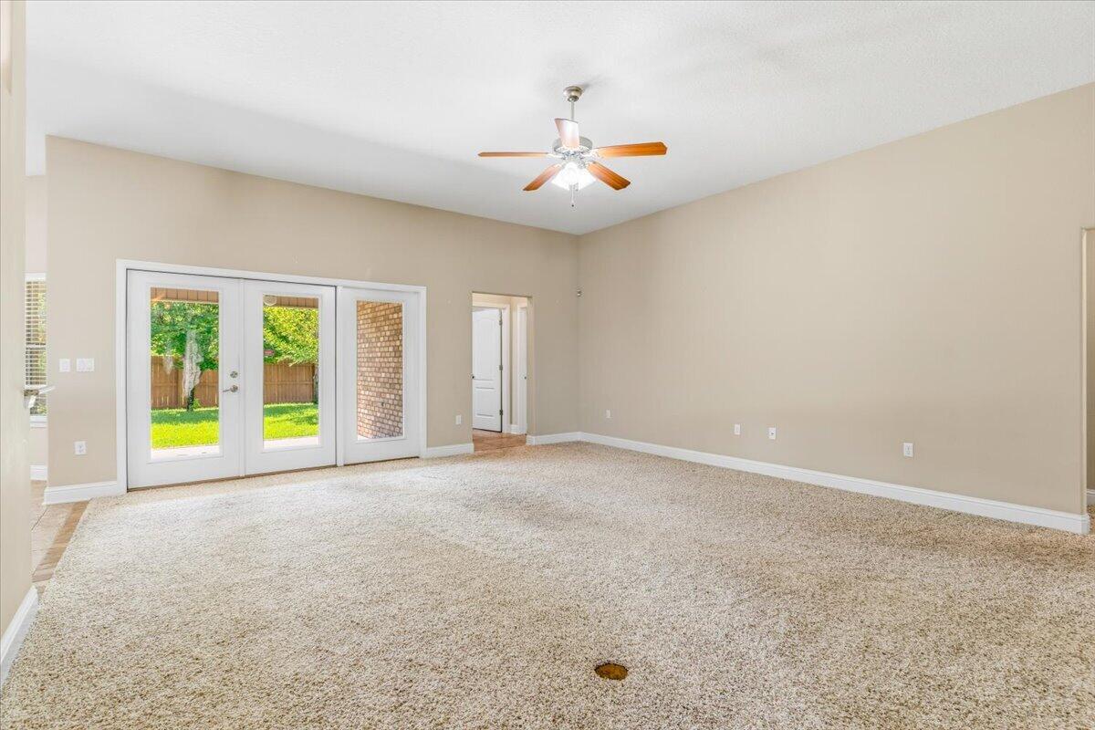 THE MEADOWS - Residential