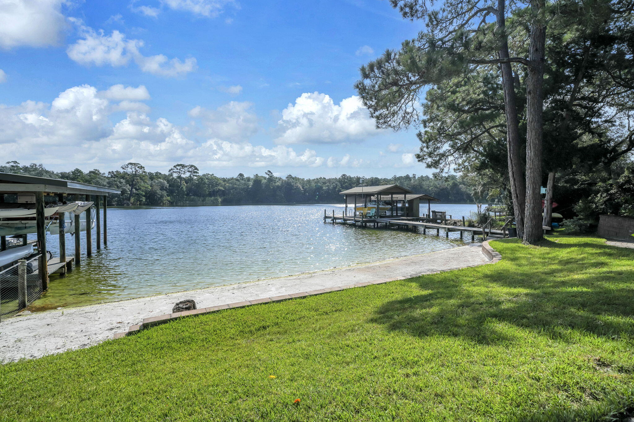 POQUITO BAYOU - Residential
