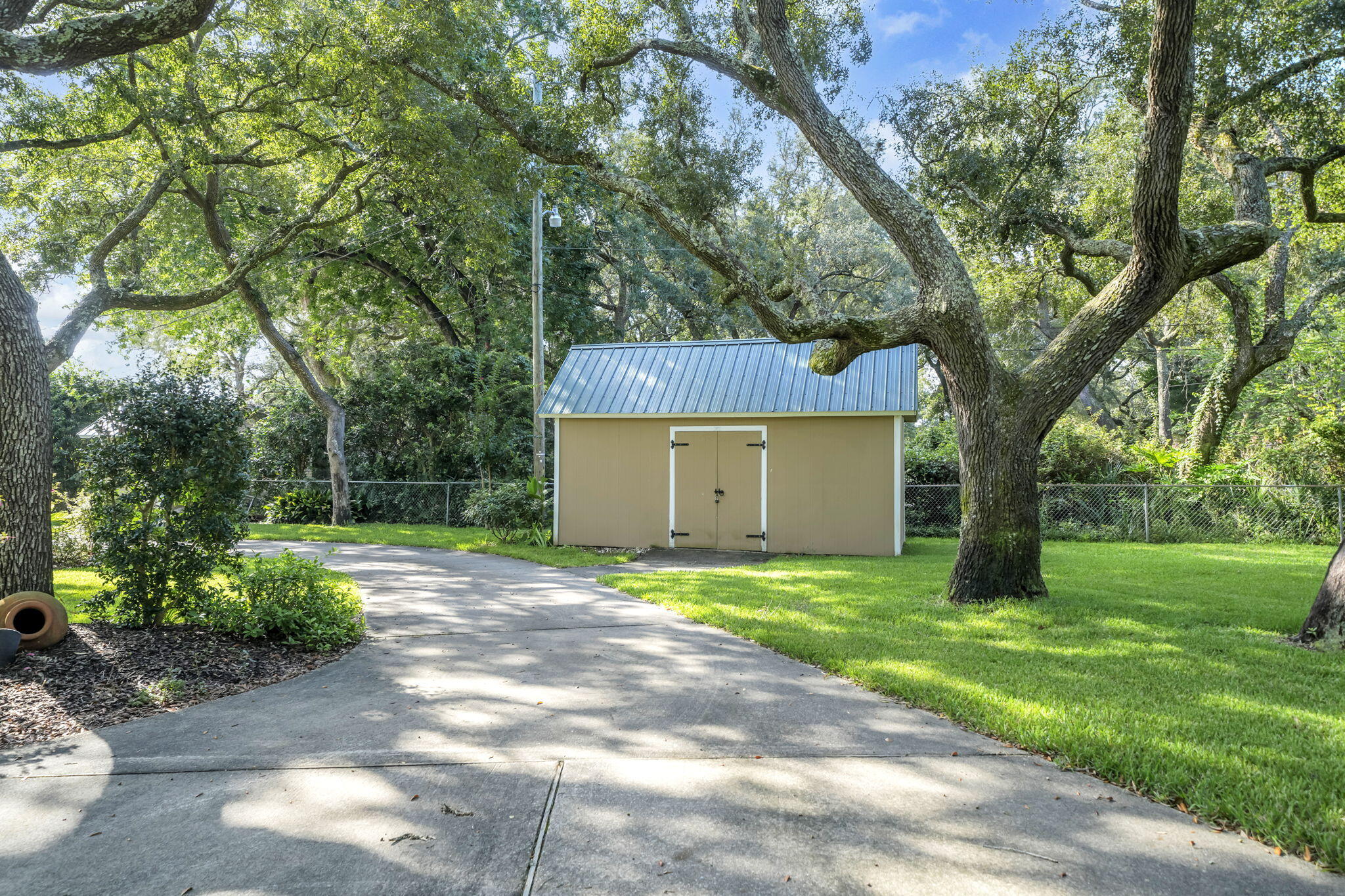 POQUITO BAYOU - Residential