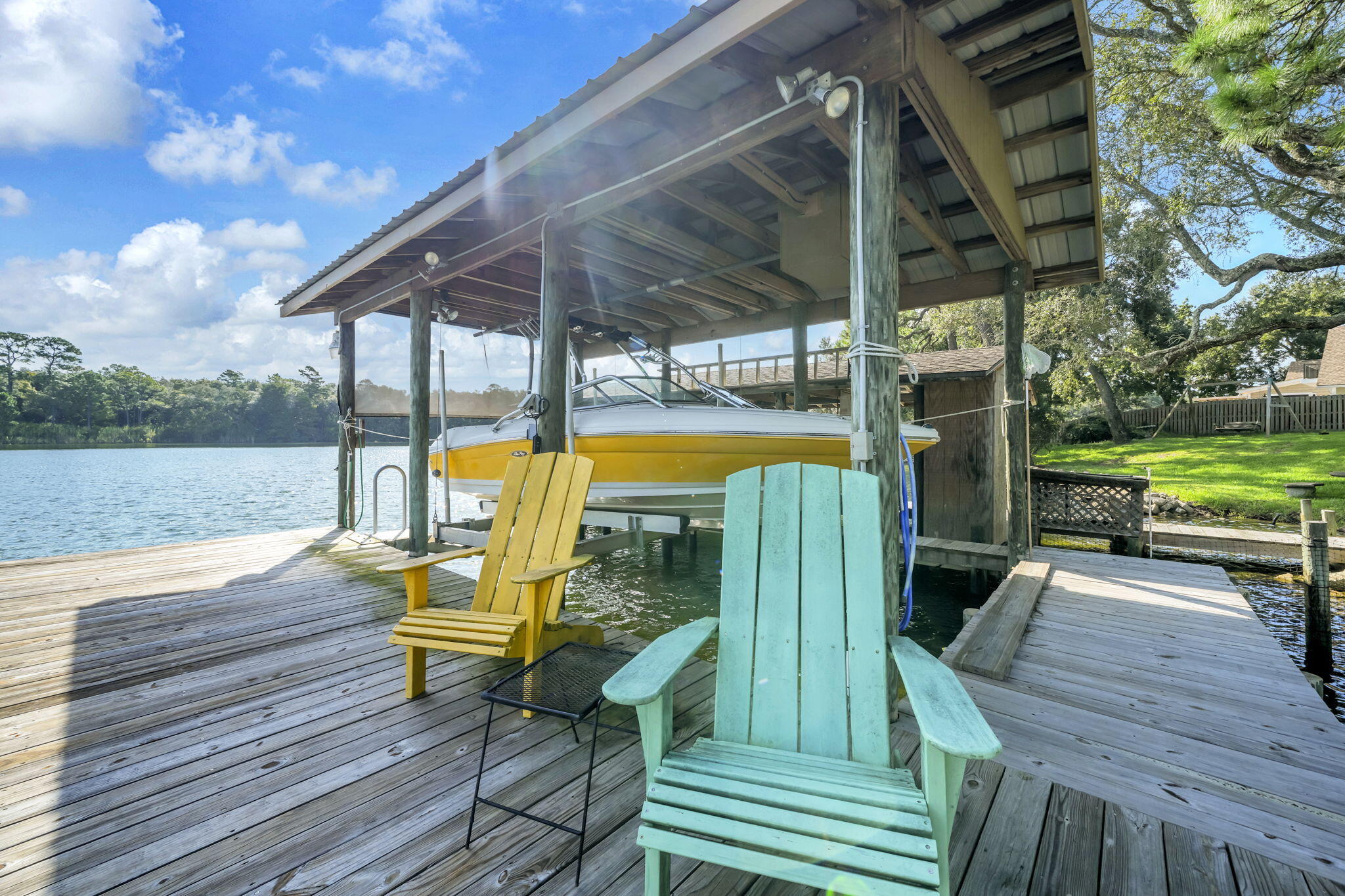 POQUITO BAYOU - Residential