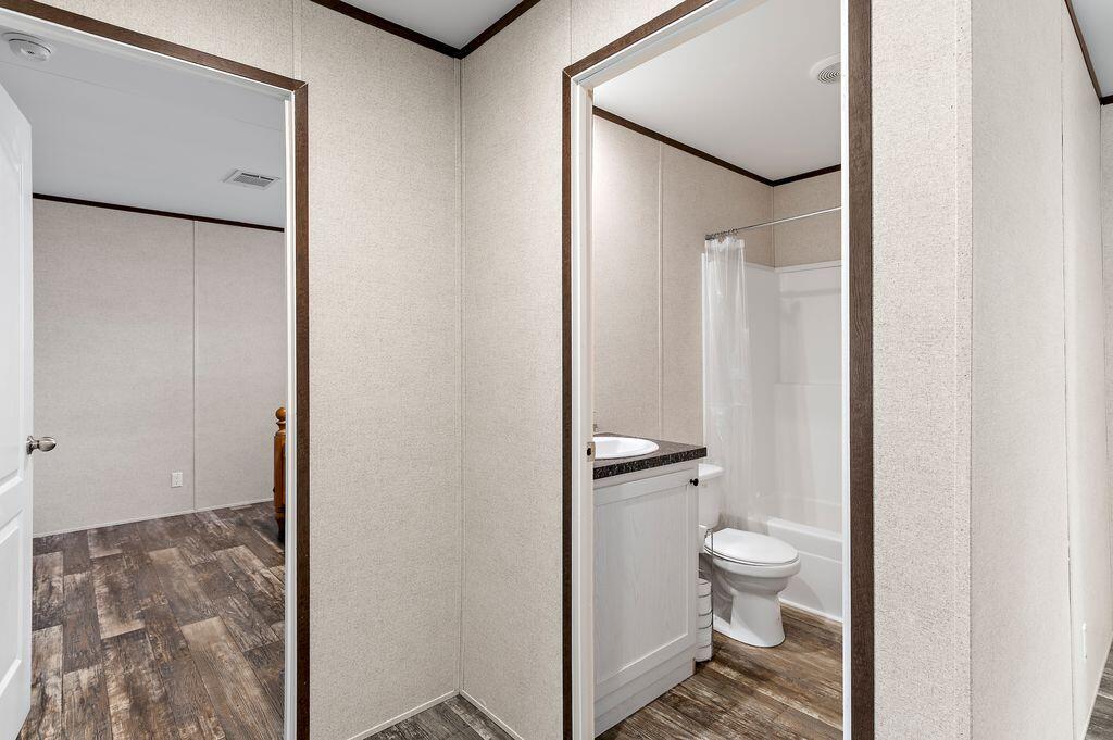 BAY SHADOW ESTATES - Residential