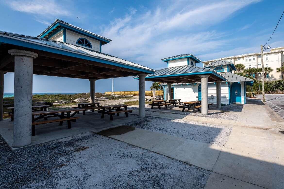 BAY SHADOW ESTATES - Residential