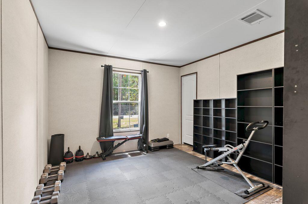 BAY SHADOW ESTATES - Residential
