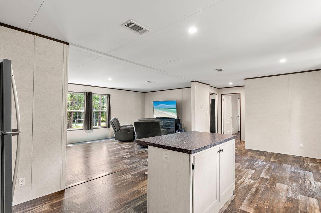 BAY SHADOW ESTATES - Residential