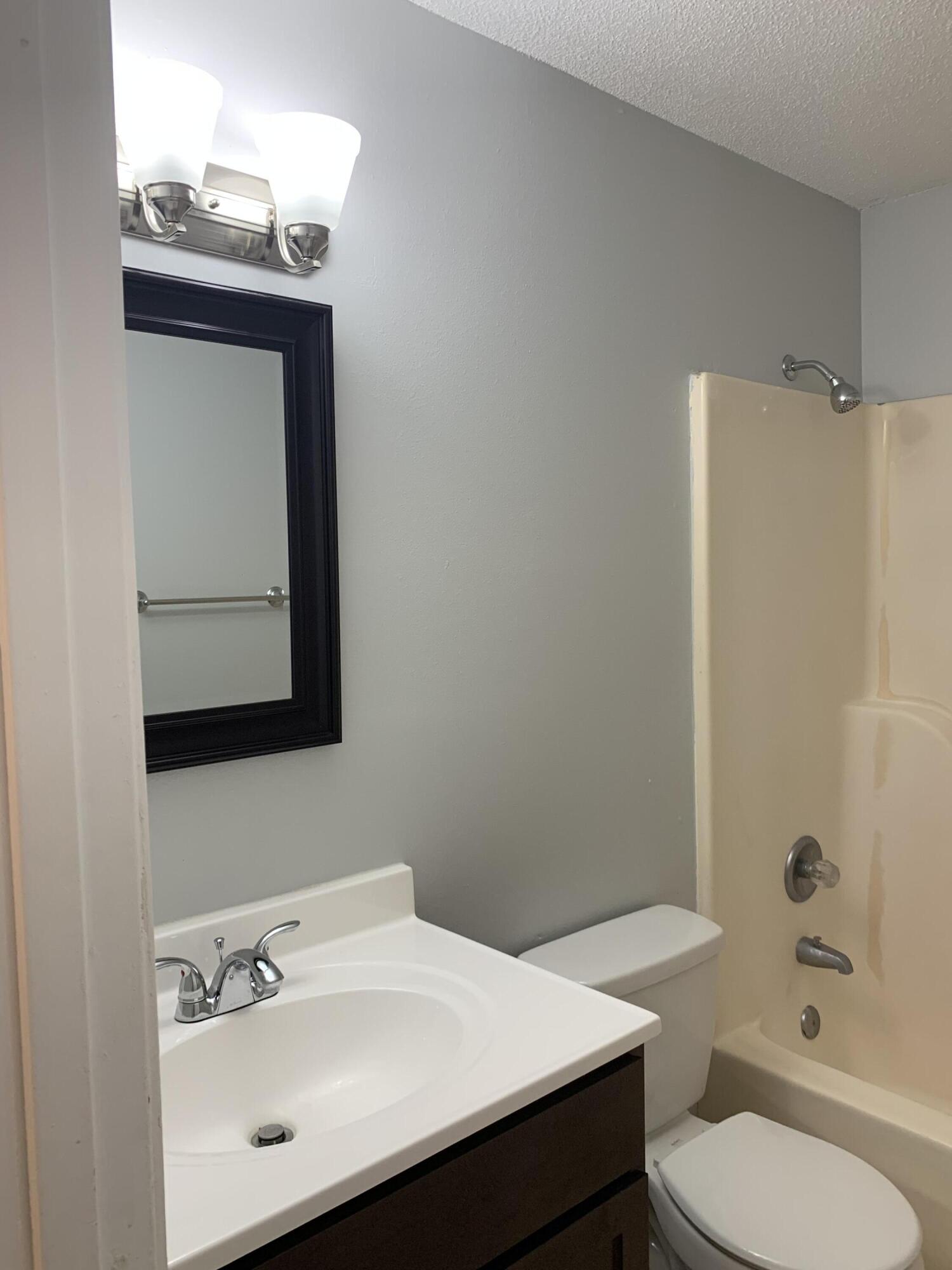 FWB NORTH - Residential Lease