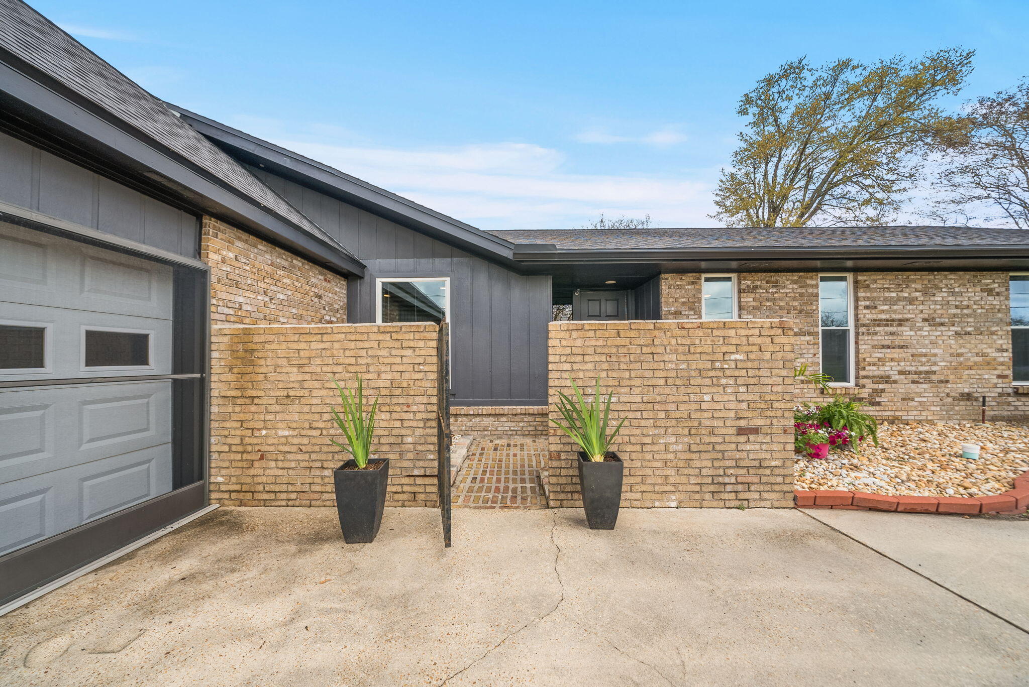 BAYWOOD SHORE ESTATES - Residential