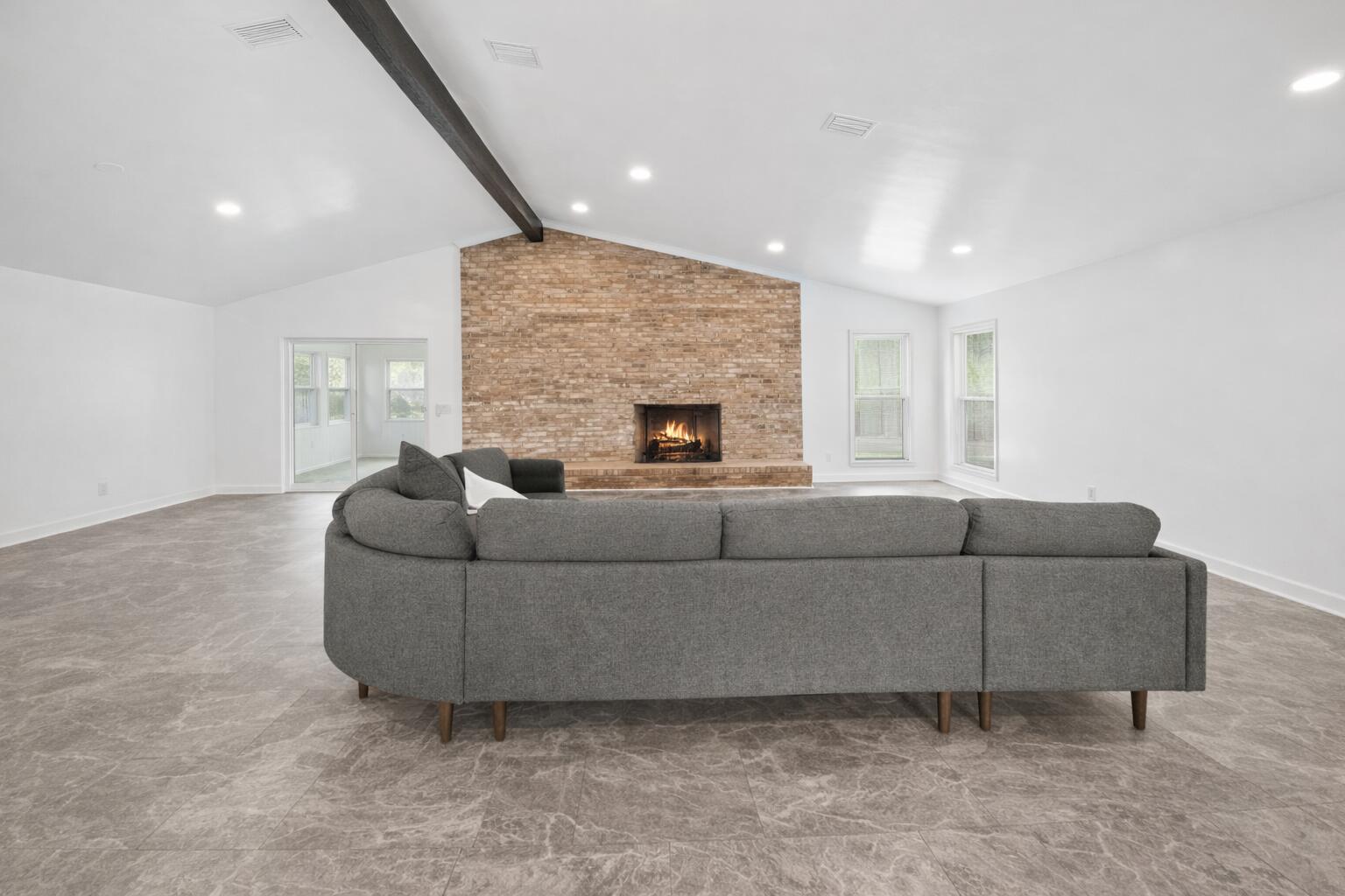 BAYWOOD SHORE ESTATES - Residential