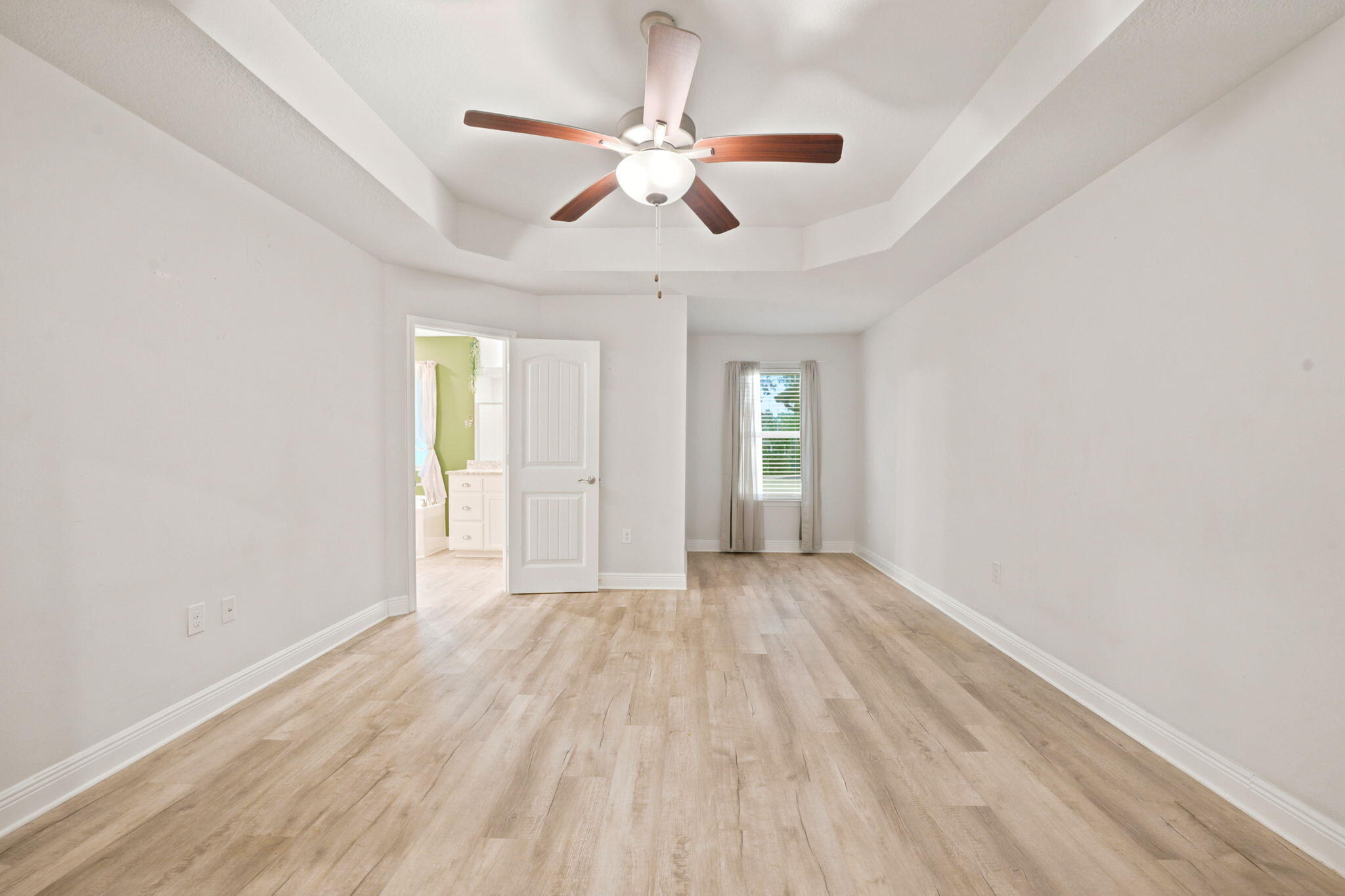 HOLLEY BY THE SEA - Residential