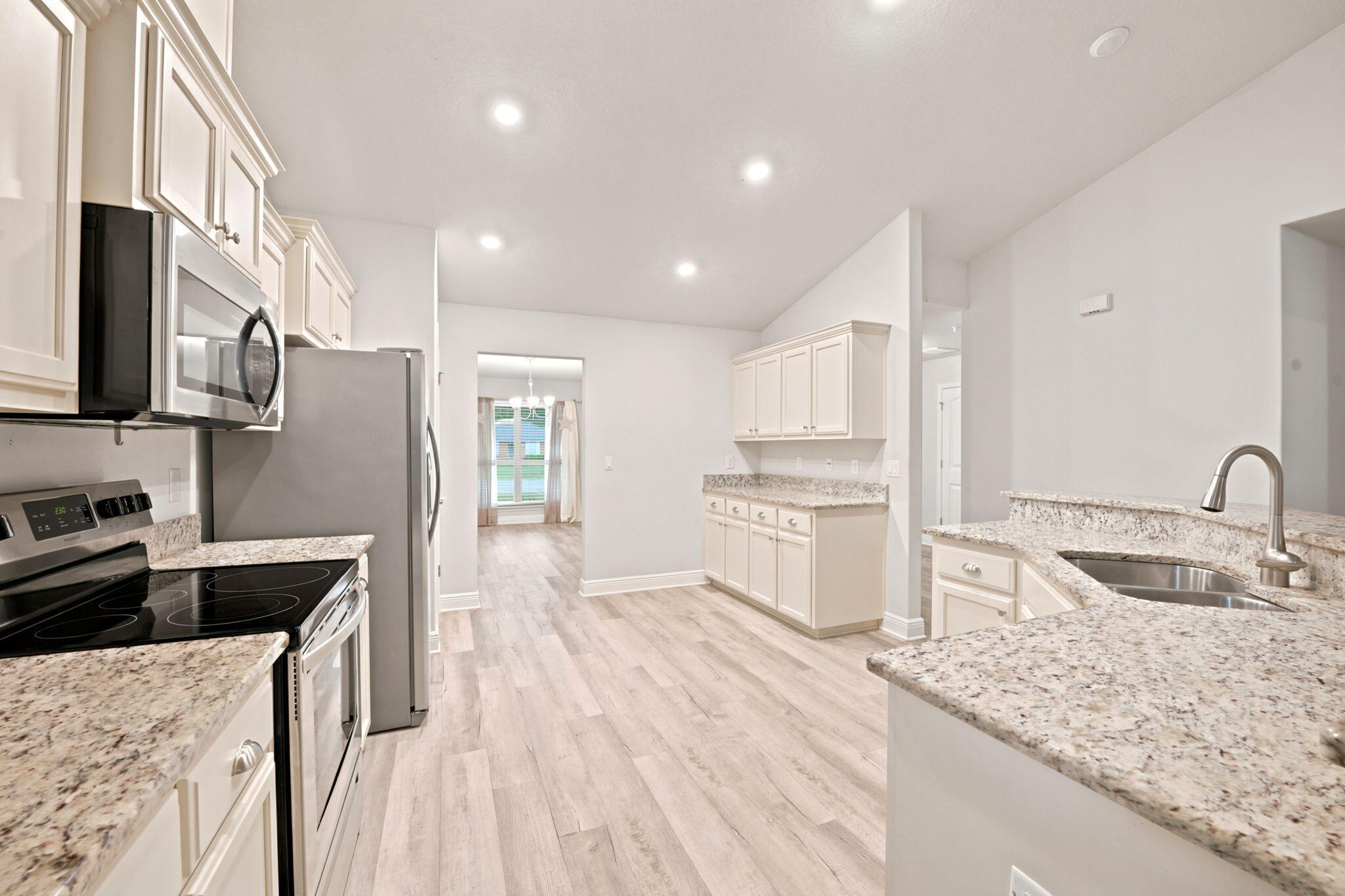 HOLLEY BY THE SEA - Residential