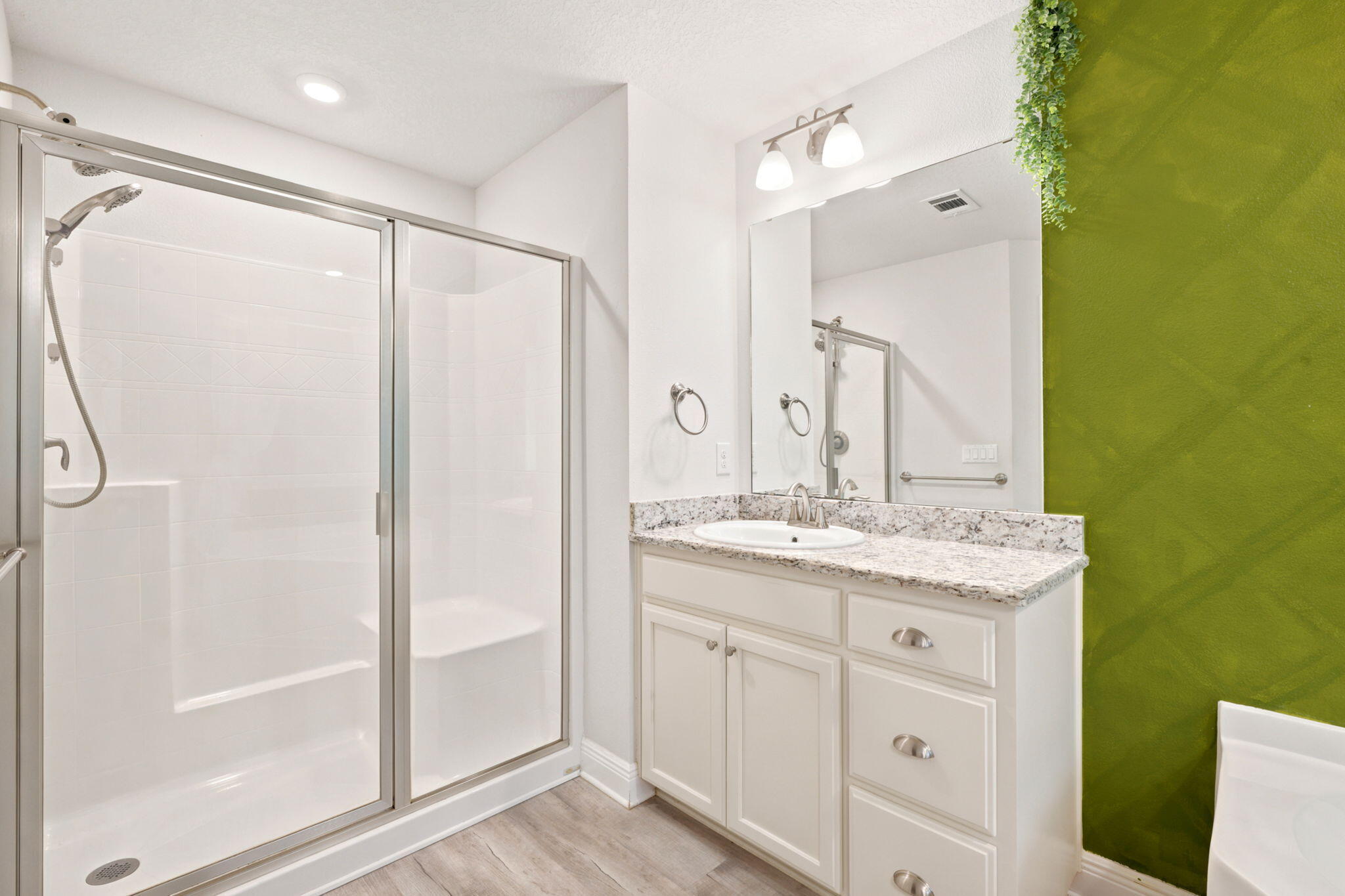 HOLLEY BY THE SEA - Residential