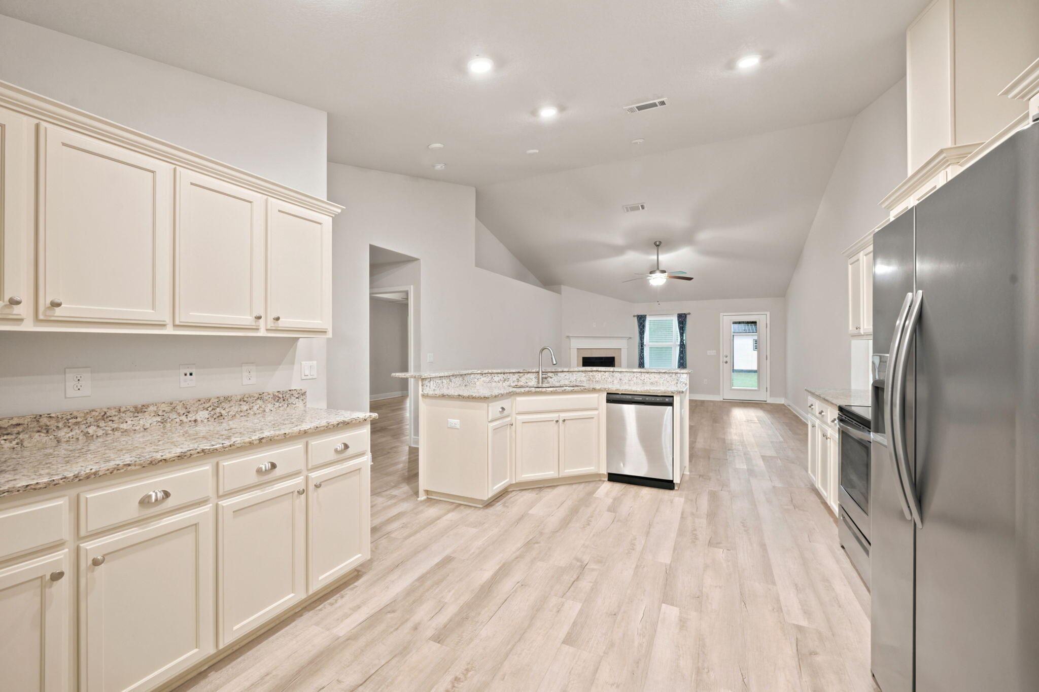 HOLLEY BY THE SEA - Residential