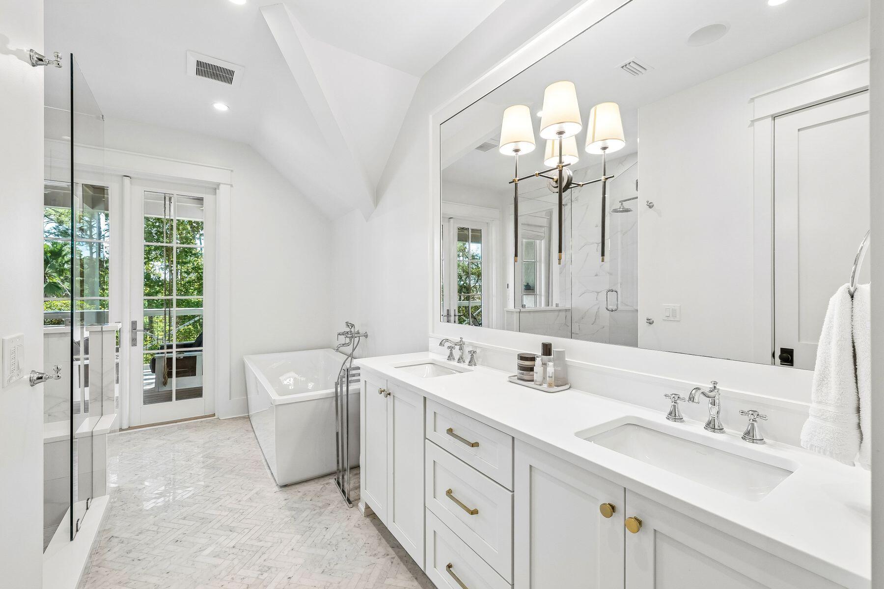 DRAPER LAKE COASTAL VILLAGE - Residential