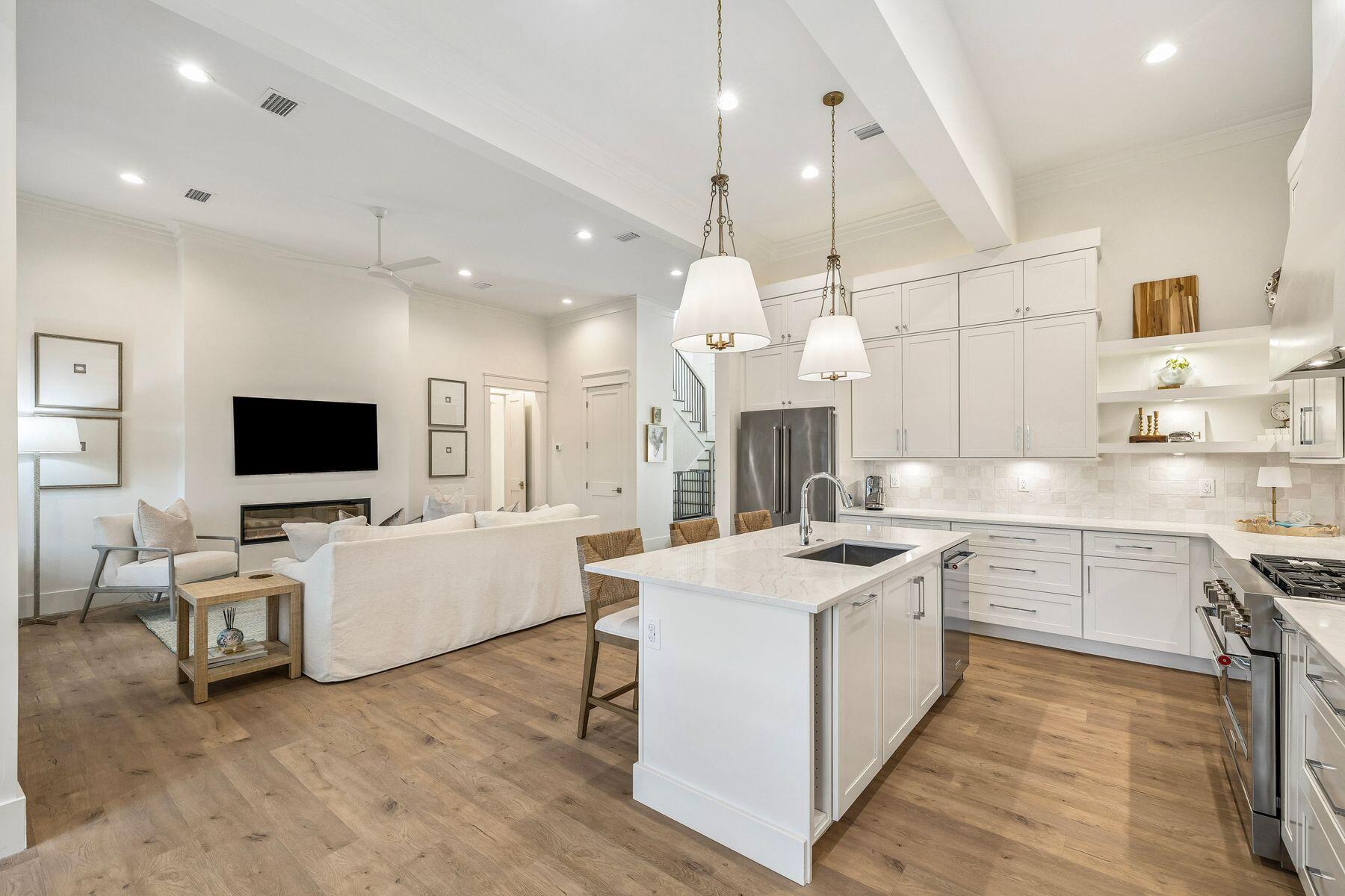 GULFVIEW HEIGHTS 1ST ADDN - Residential