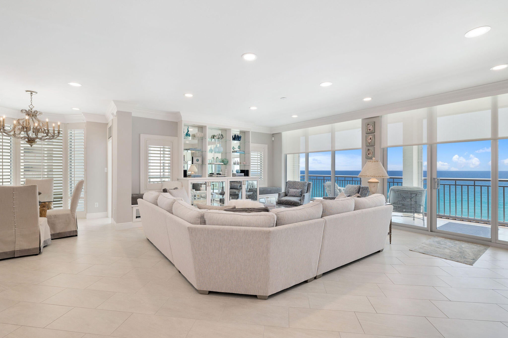 Absolutely incredible total renovation of this gorgeous, large 8 th floor non-rental corner unit with an extensive wrap around balcony offering spectacular never-ending views of the Emerald Green Waters of the Gulf of Mexico! Click on the photos to discover the Outstanding Quality, Open Concept Layout, Abundant ''High End'' Finishes, and Beautiful Furnishings this Luxurious Condo has to offer. With too many upgrades and special features to mention in this write-up, your agent will be provided with a complete overview to share with you. With its great Beach Front location and 24-hour security the Tides of Destin is putting the finishing touches on a 7.2 million renovation with the seller having already paid their portion. So don't delay- see it today, buy it and love it forever!