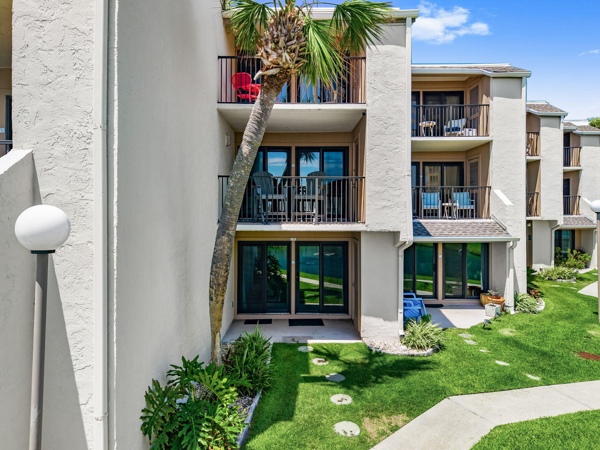 SUGAR BEACH T/H - Residential