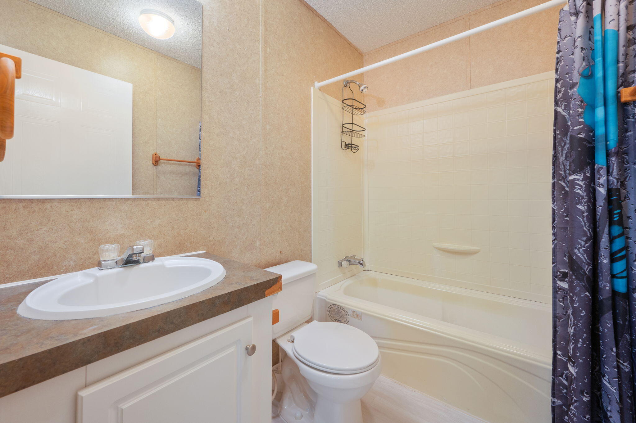 OAKWOOD LAKES ESTATES - Residential