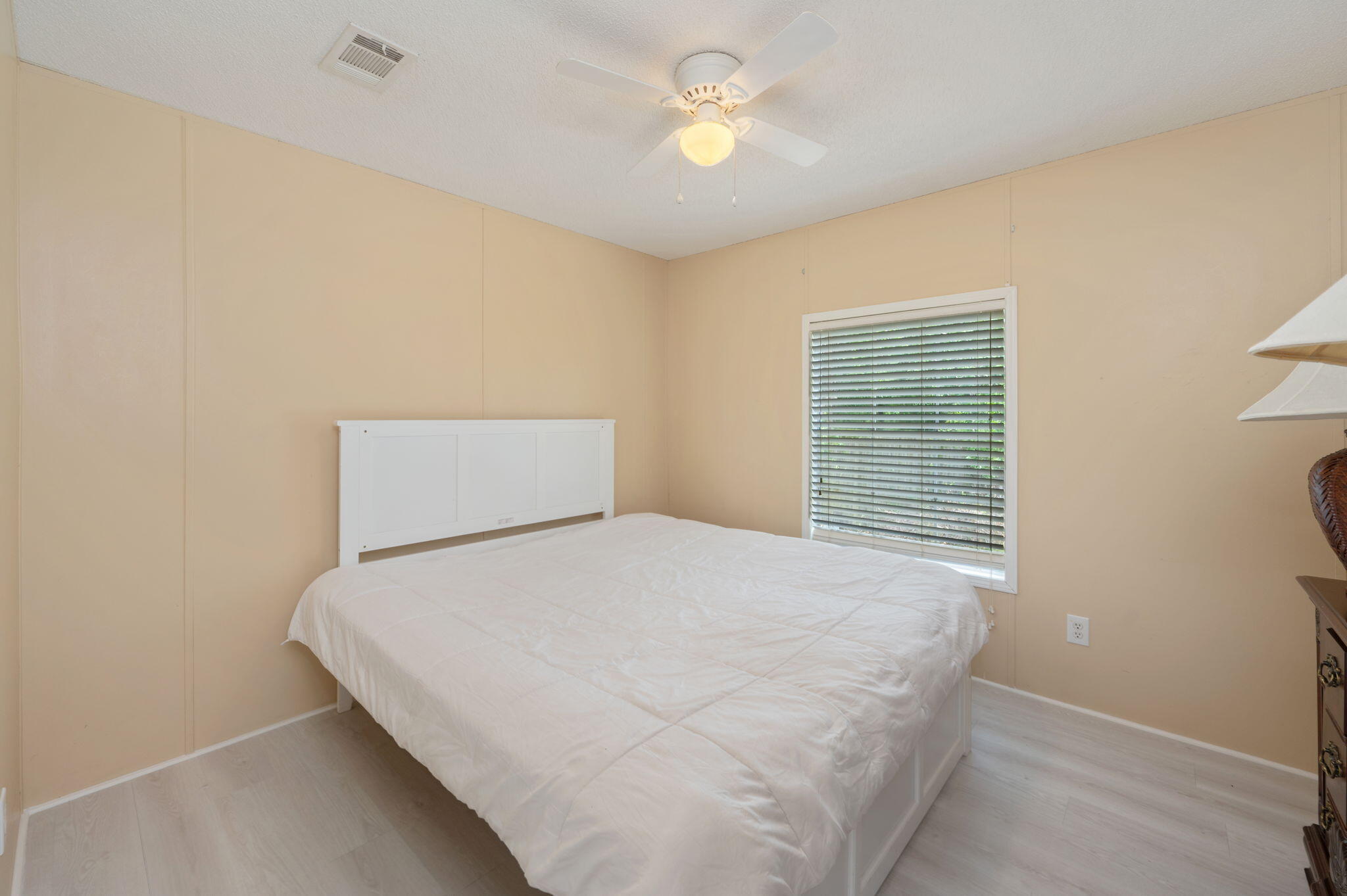 OAKWOOD LAKES ESTATES - Residential