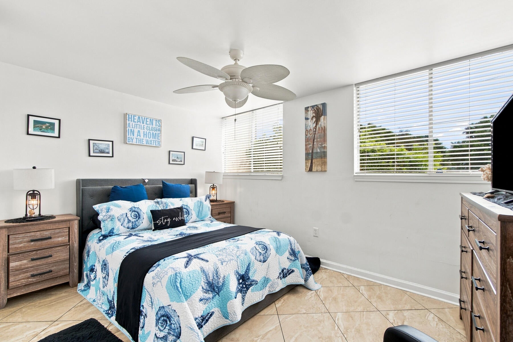 SEA PALM CONDO - Residential