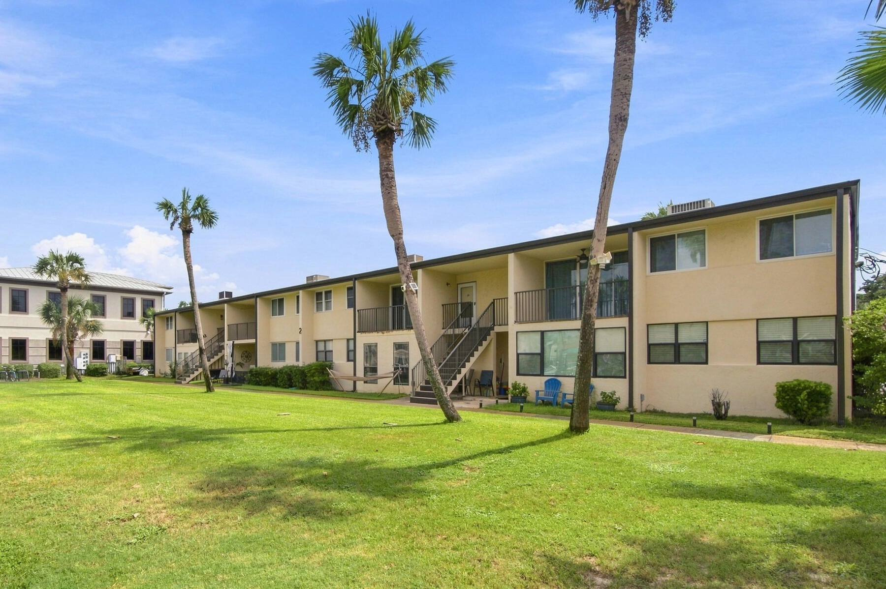 SEA PALM CONDO - Residential
