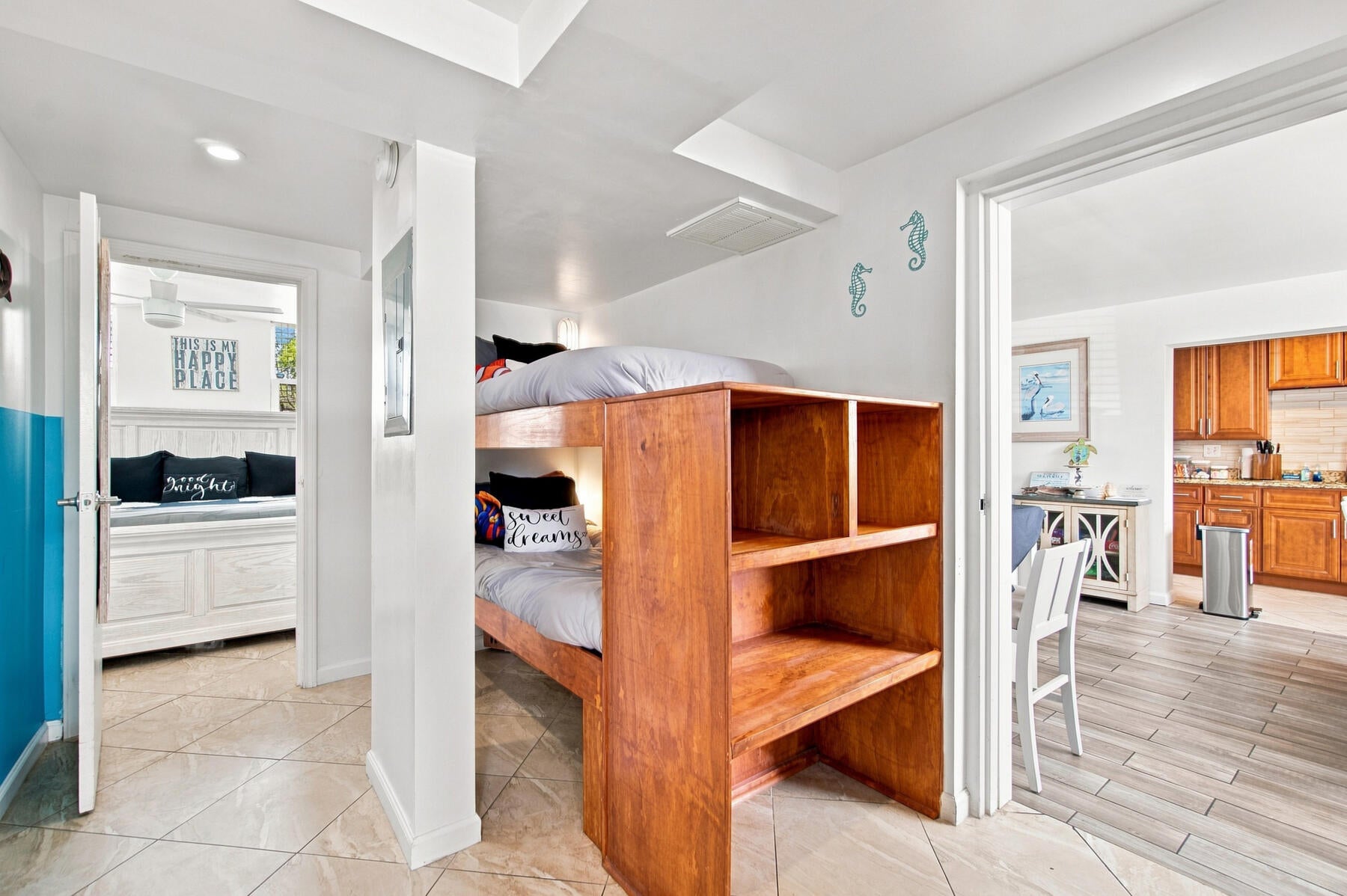 SEA PALM CONDO - Residential