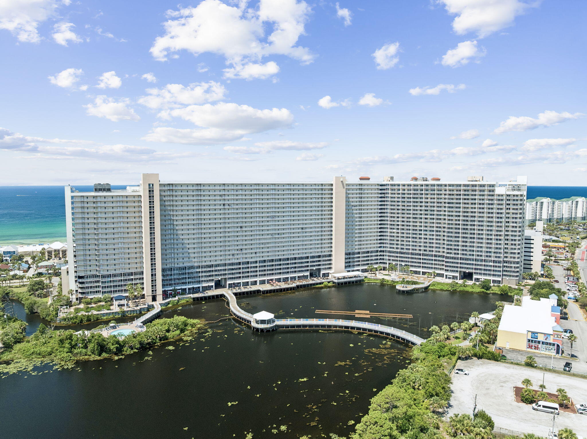 Laketown Wharf - Residential