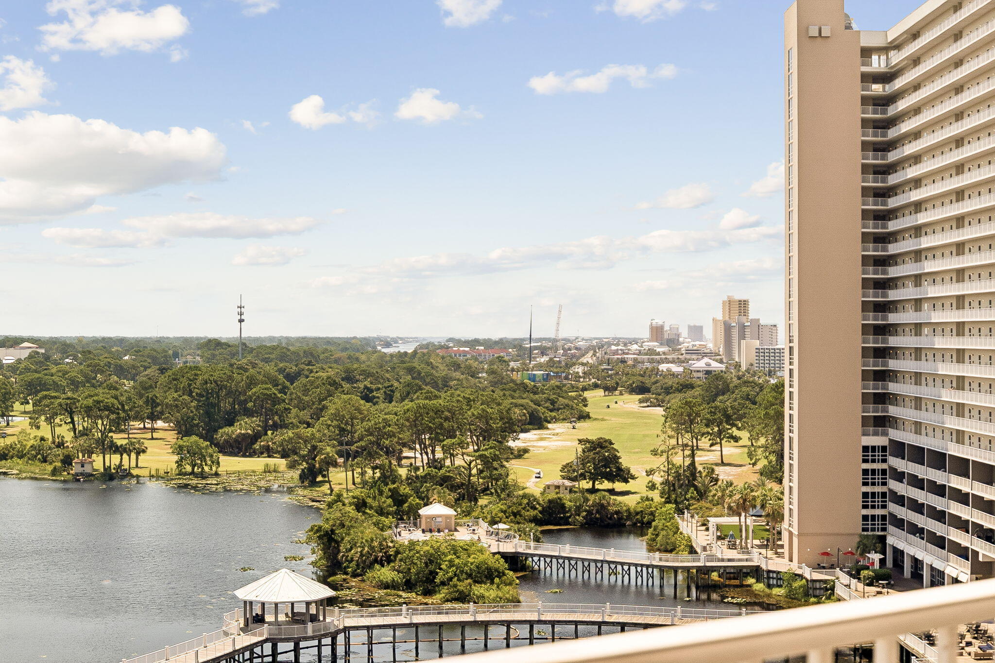 Laketown Wharf - Residential