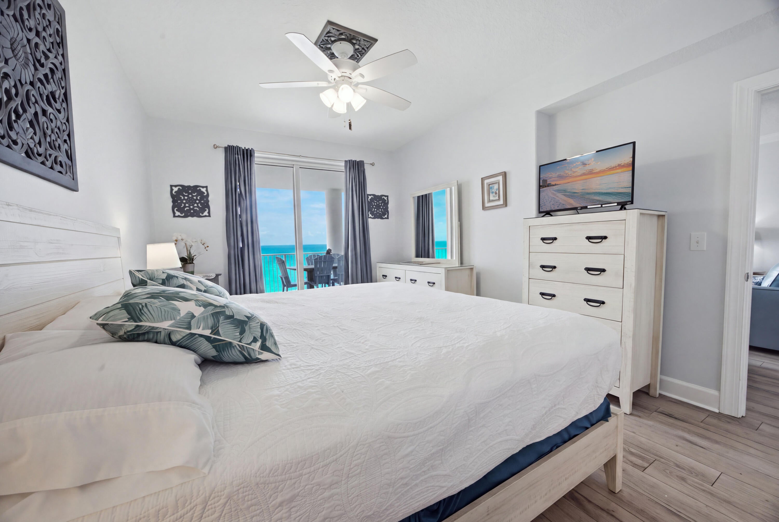 OCEAN RITZ - Residential